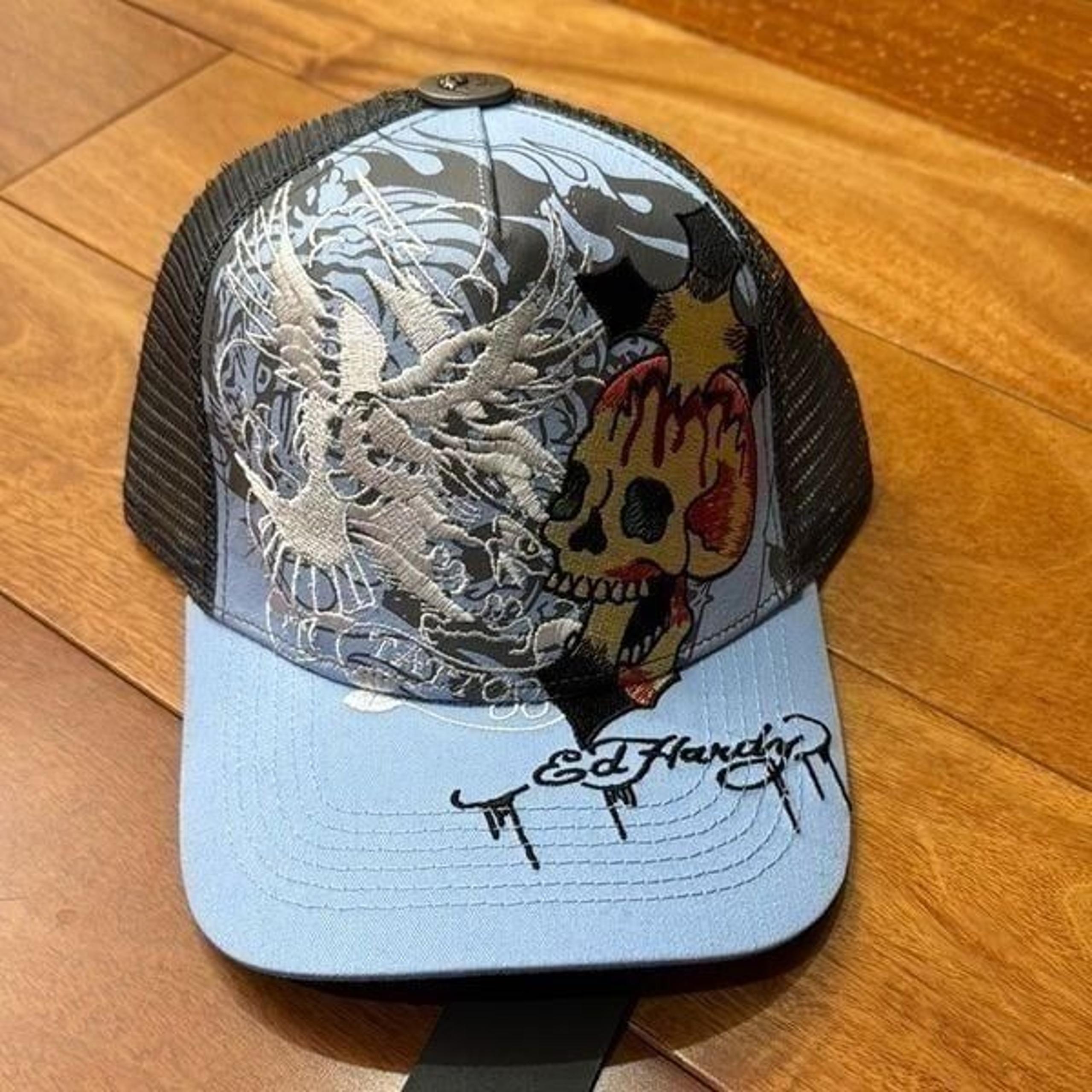 NWT Trucker Hat Embroidered Tattoo Eagle Skull Blue Sky Mesh Snapback - Ed Hardy