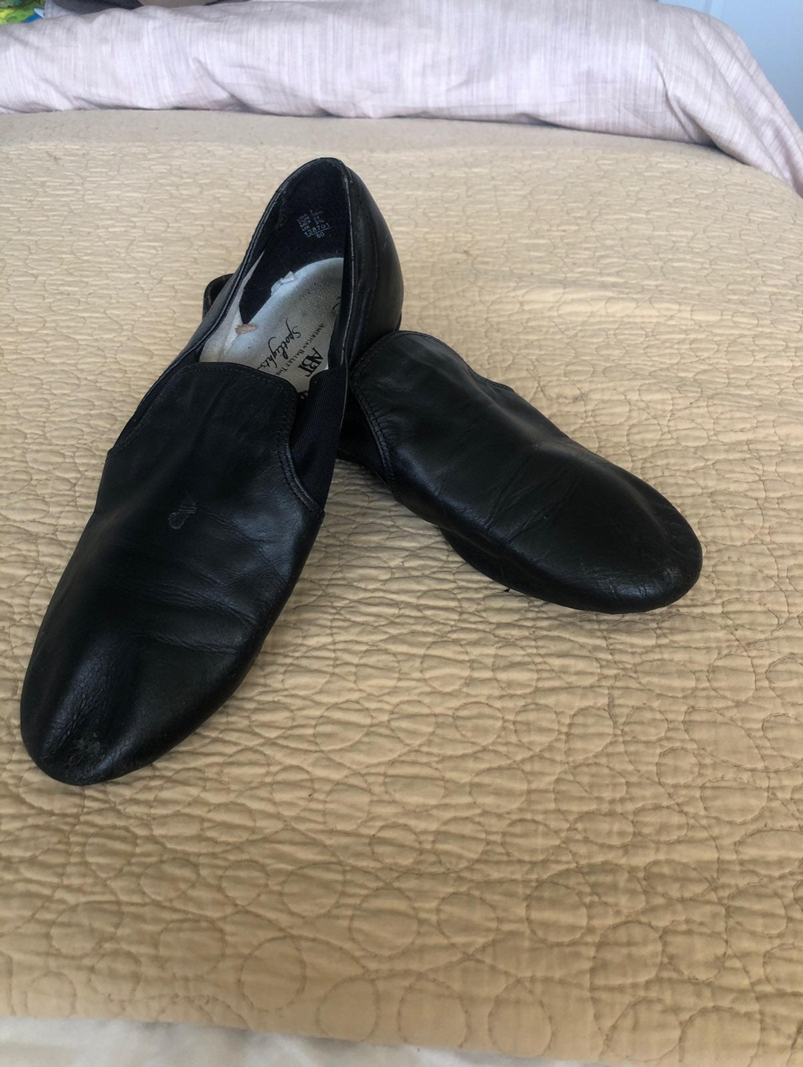 dance shoes