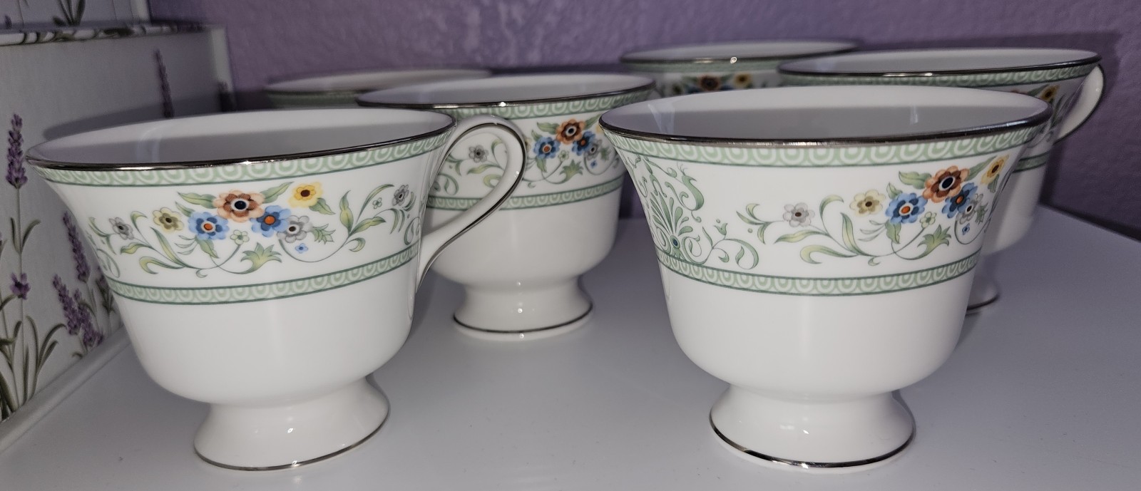 Vintage Wedgwood Agincourt R4471 12 Pc. Set Teacups and Saucers