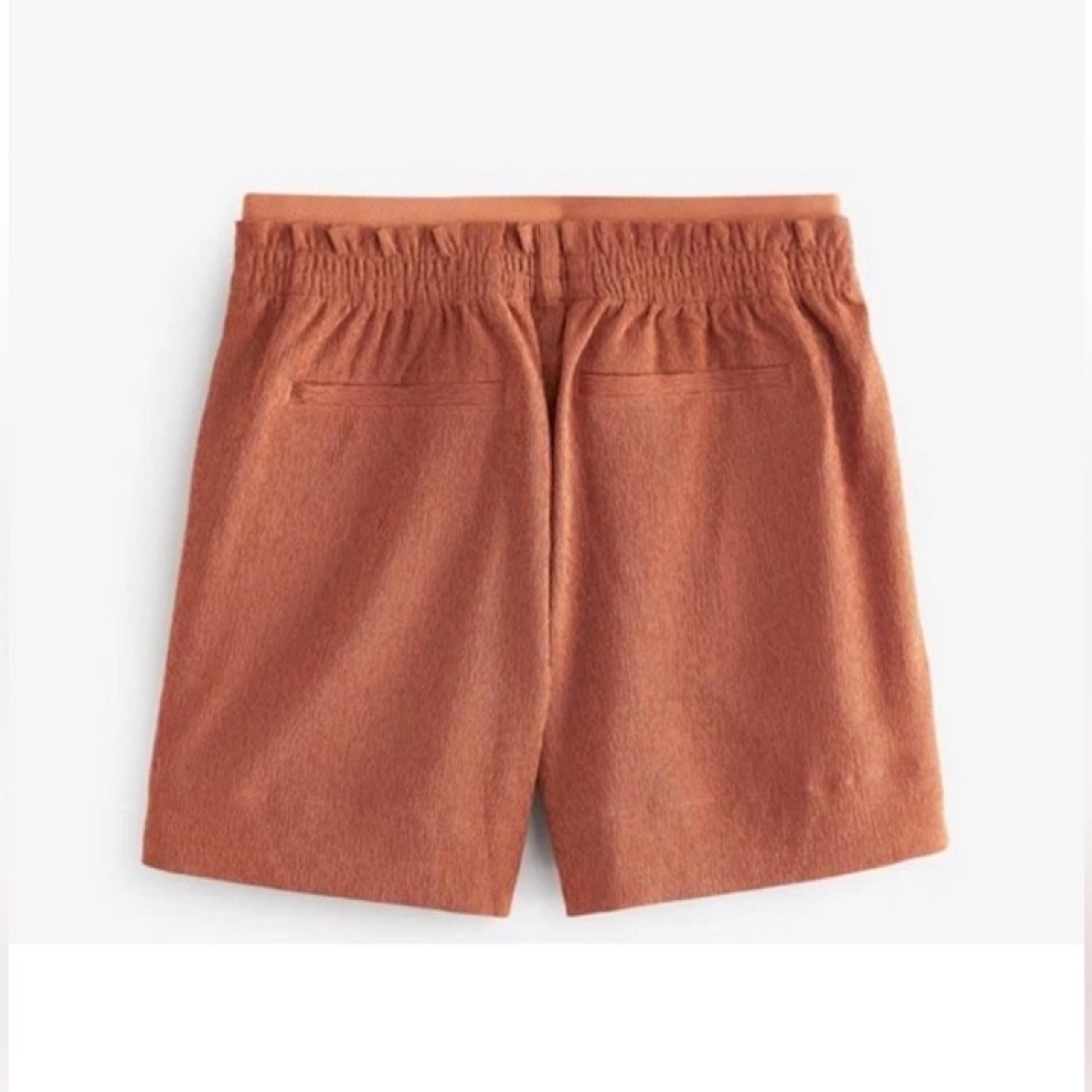 Athleta Echo Shorts Lightweight Women's - size 4