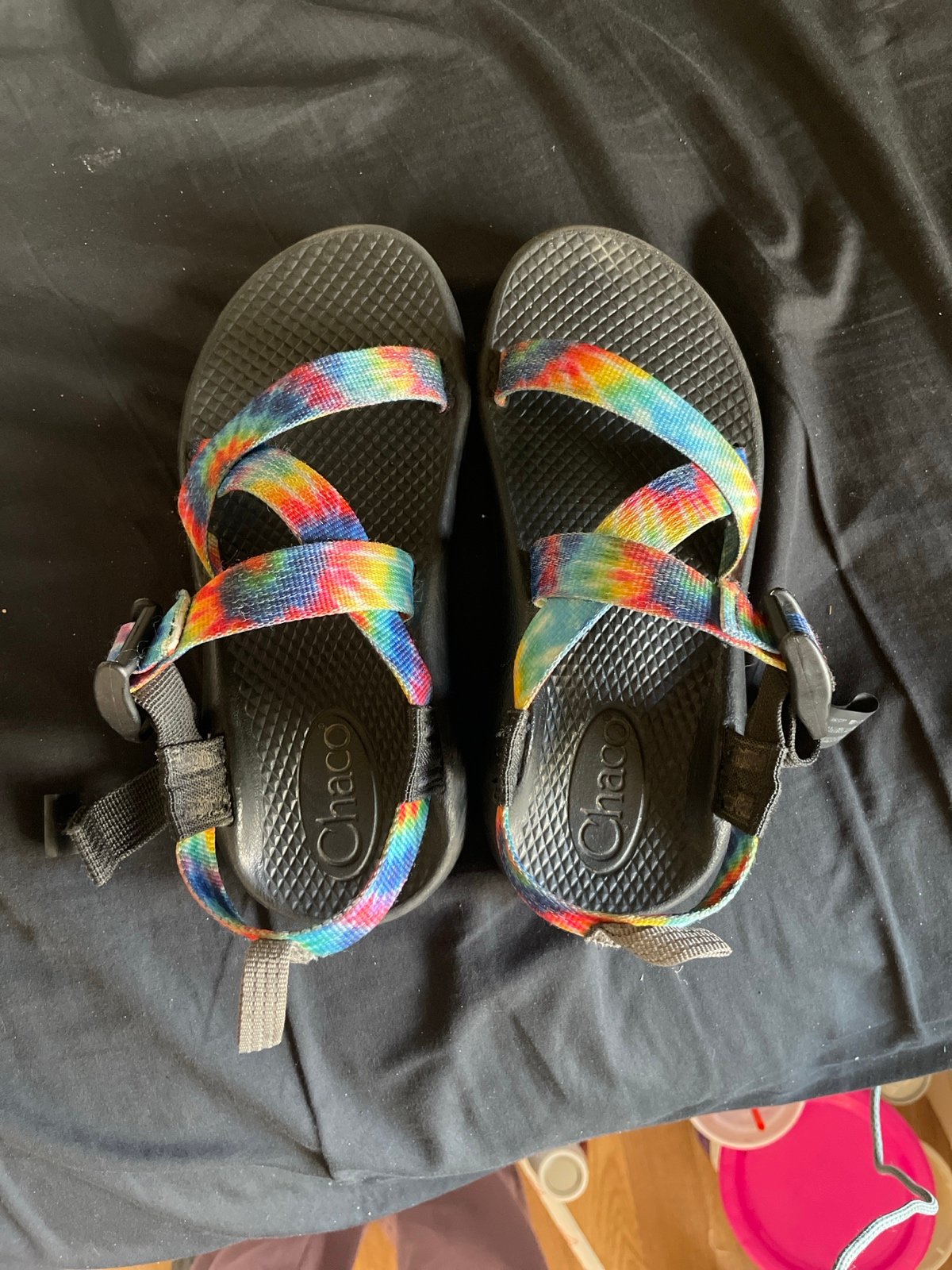 Tie-dye kids Chacos
