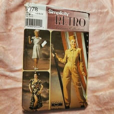 RARE Simplicity 9978 Retro 40s WWII Costume Sewing Pattern Nurse Singer Factory