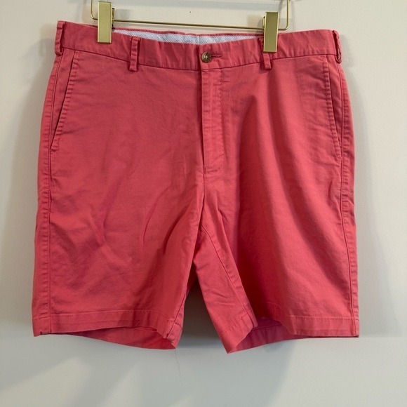 Men's Peter Millar Pink khaki Shorts size 34