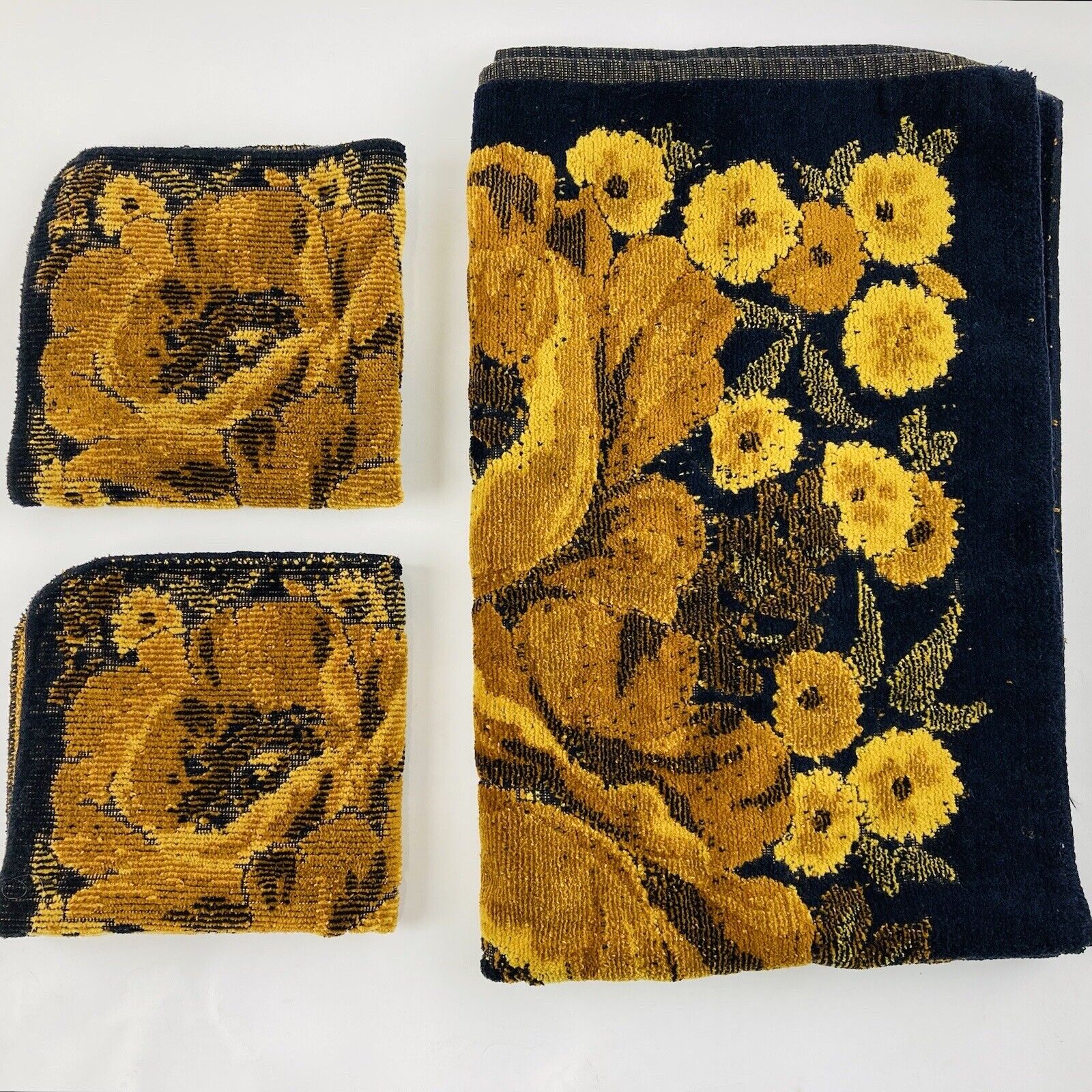 Vintage Bath Towel Set Fieldcrest Black Gold Floral Flowers Rare Wash Cloth Body