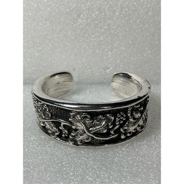 99.9 Sterling Silver Embossed Leaves Cuff Bangle Bracelet 7” Diam