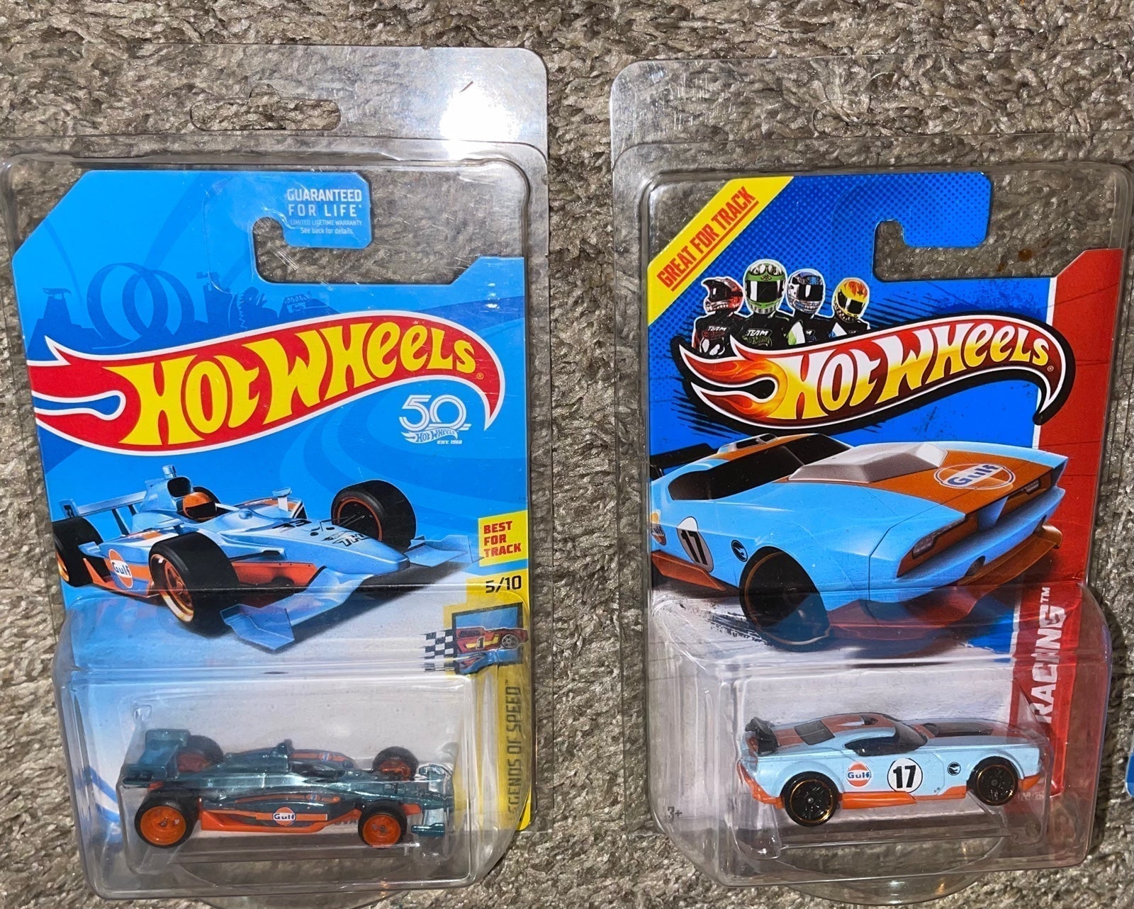 Hot Wheels Gulf TH & TH Set (Indy 500 Oval & Fast Fish)