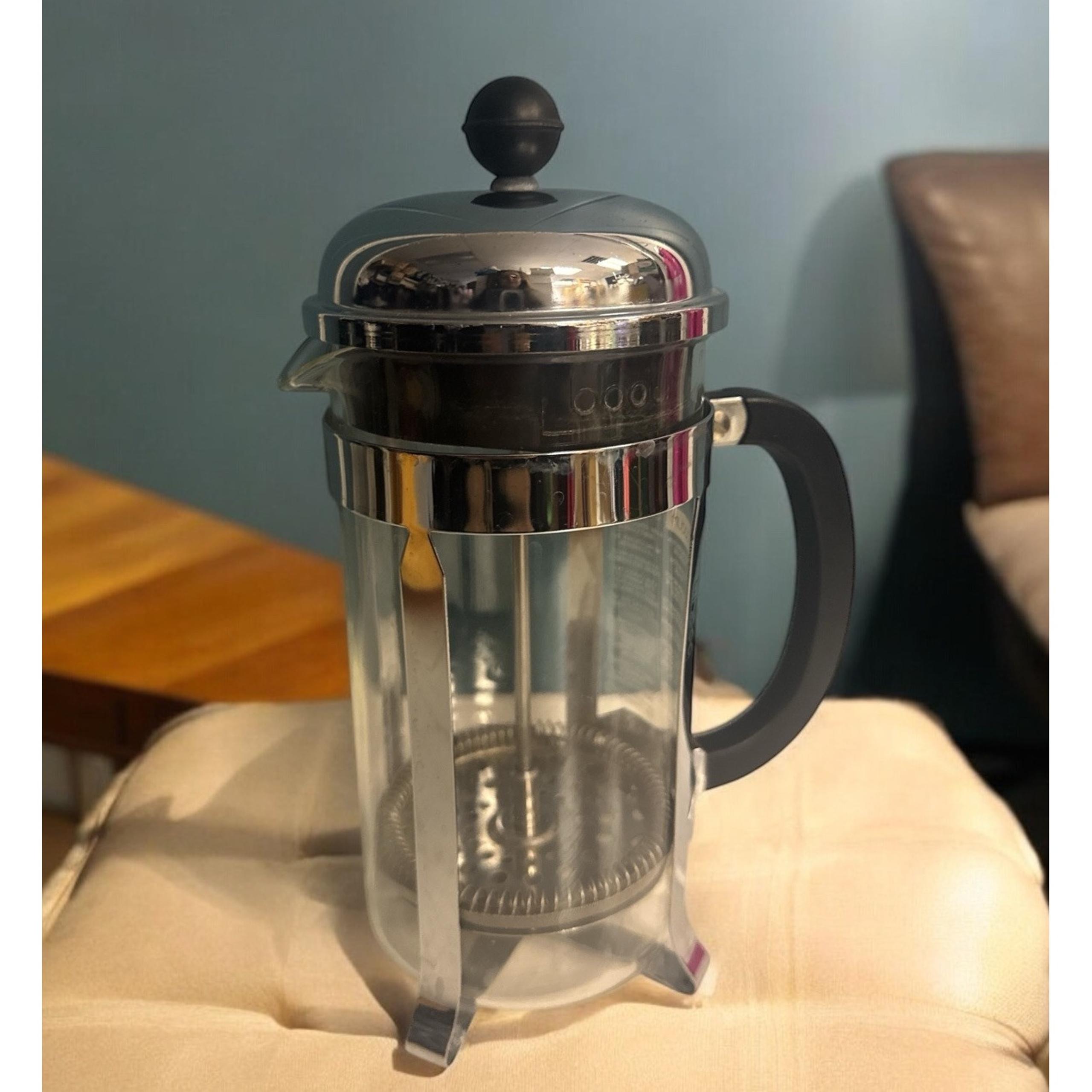 Bodum French Press Coffee Maker #157 Steel / Black 4 Cup 32 oz Made in Portugal