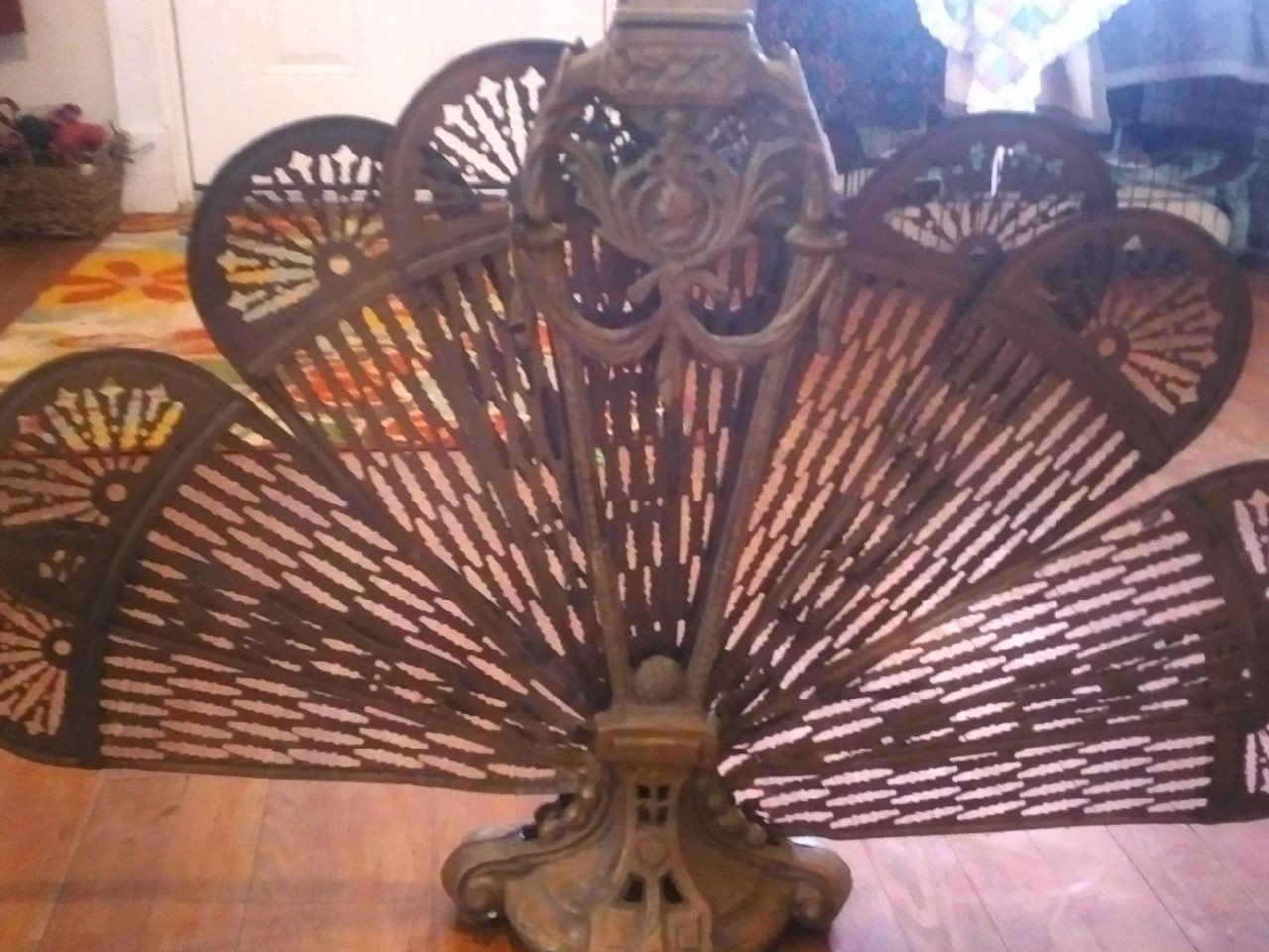 Peacock Brass Vintage Folding Fireplace Screen