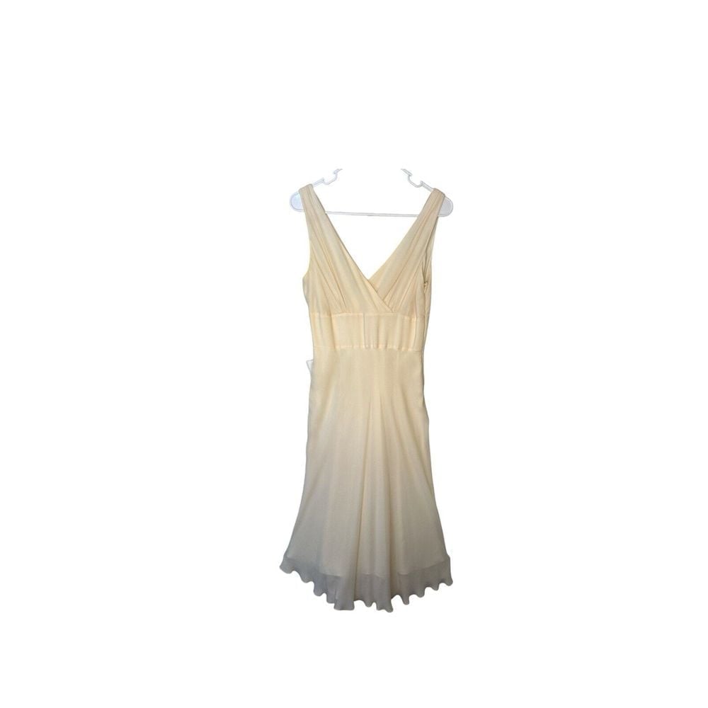 Chadwick's women's Ivory 100% silk dress with vneck and side zipper size 8