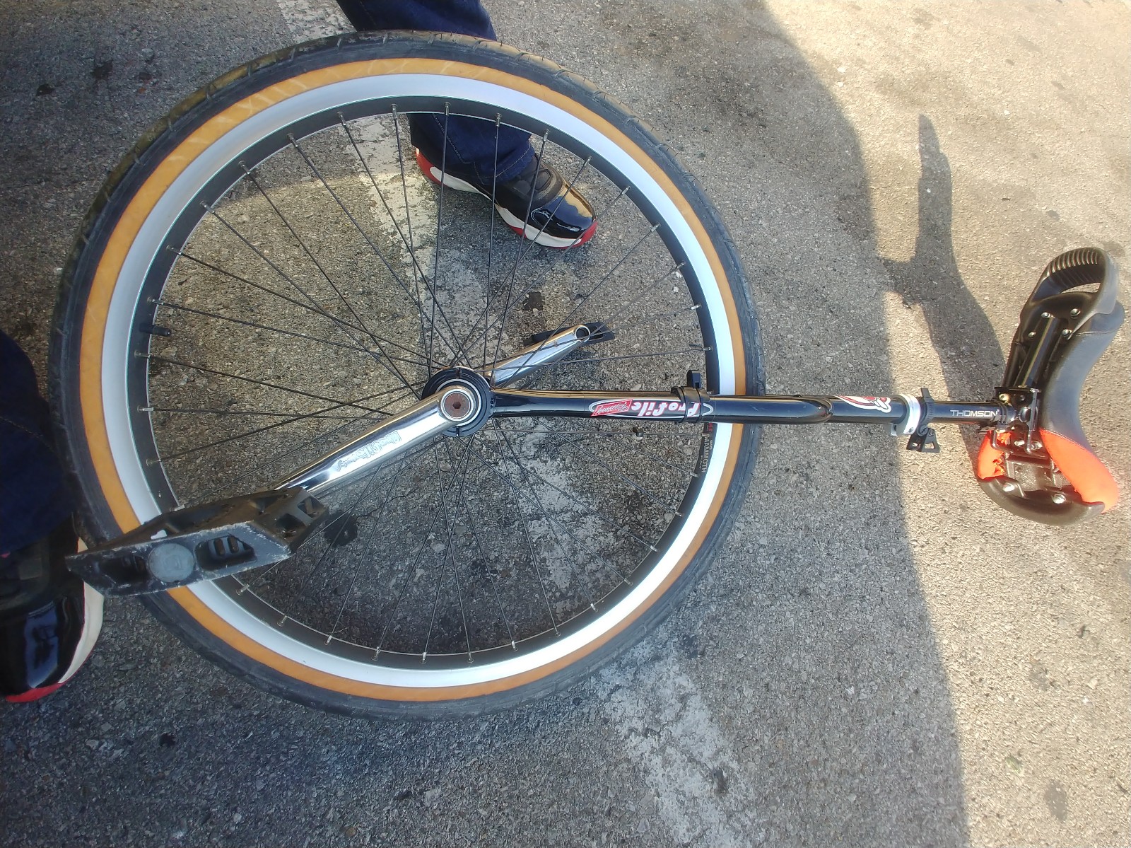 High end unicycle with 26 in Wheel
