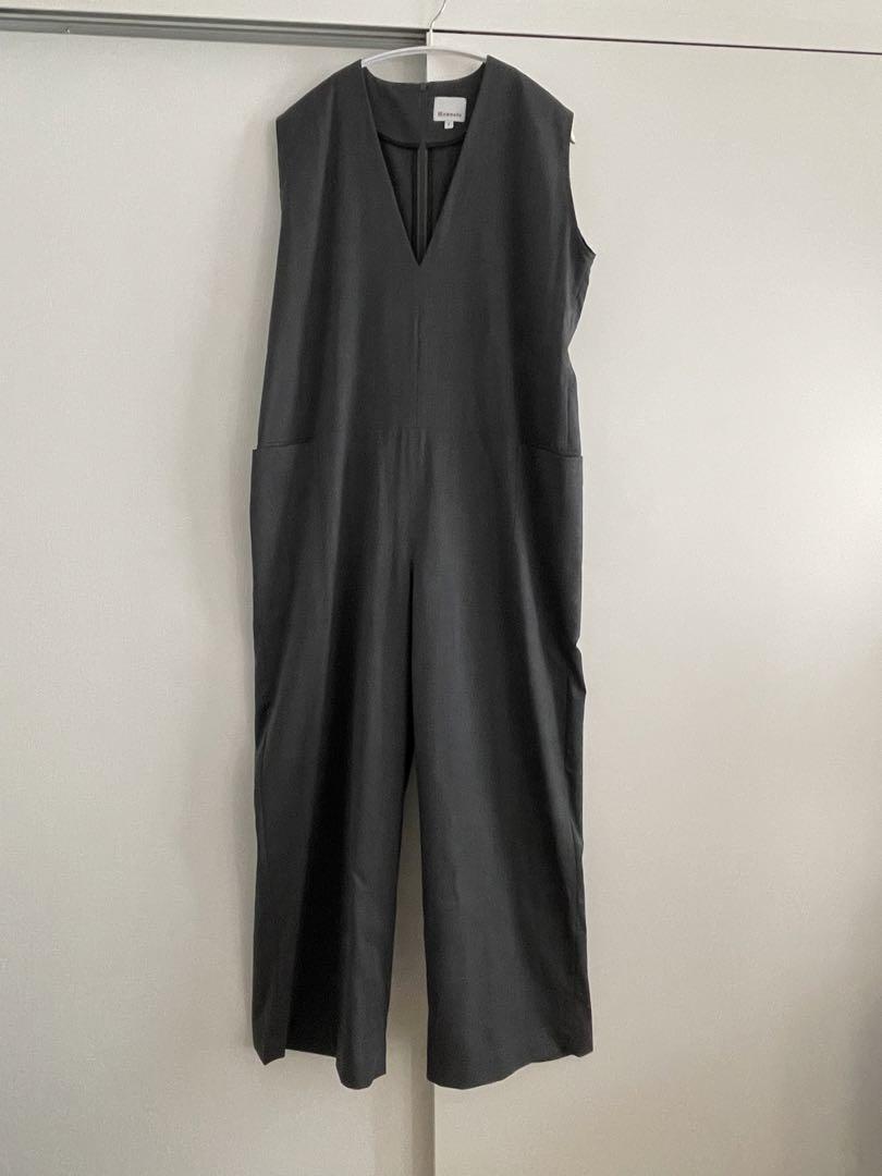Honnete Gray Jumpsuit Size 2
