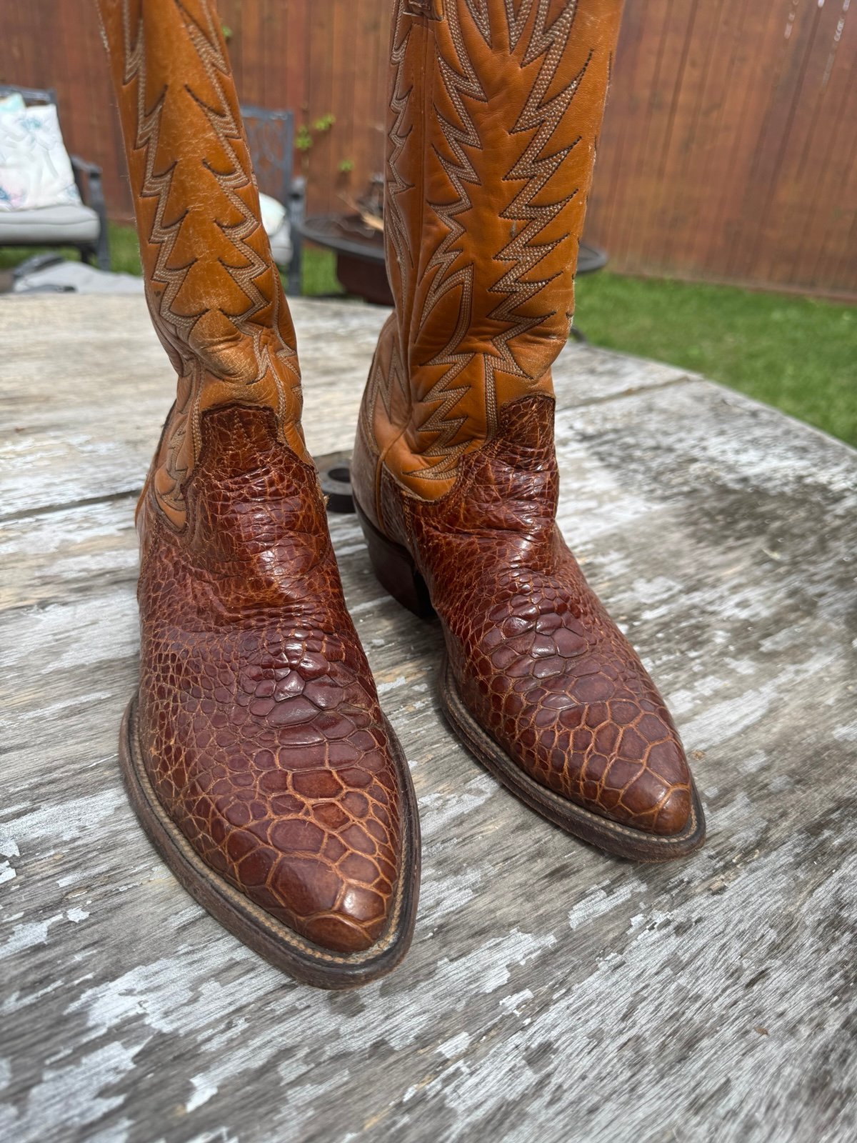 Sea turtle boots size 8D