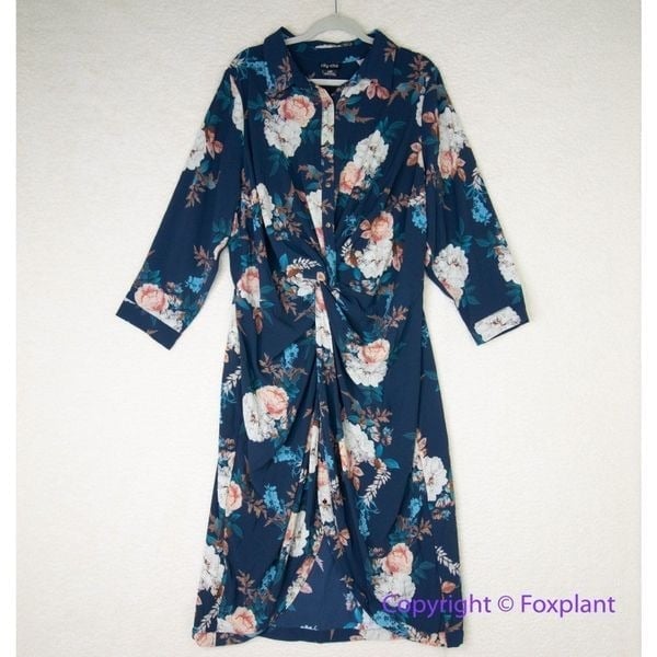 New! City Chic dress navy blue majestic floral, size 20
