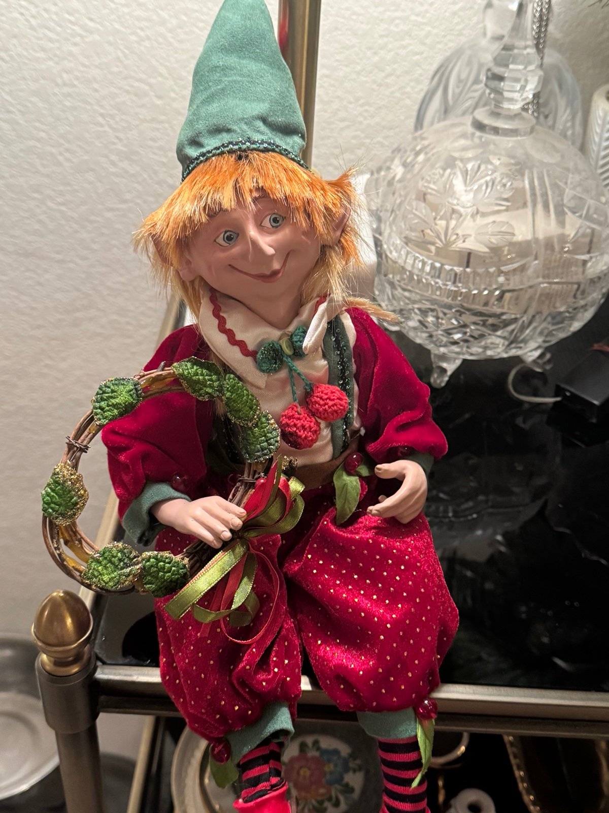 Elf christmas sitting decor
