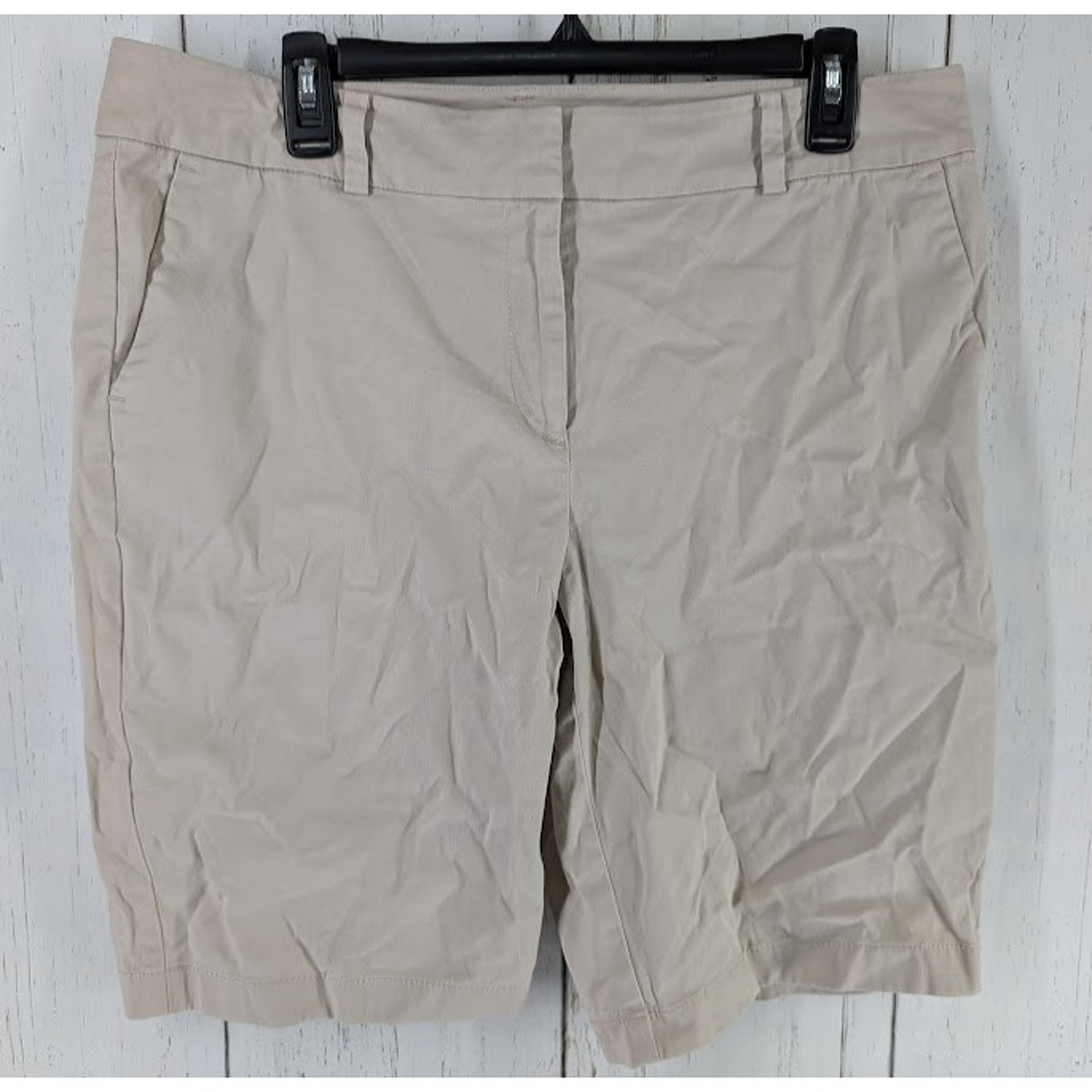 Ann Taylor Size 12 Curvy Beige Womens Casual Bermuda Summer Shorts