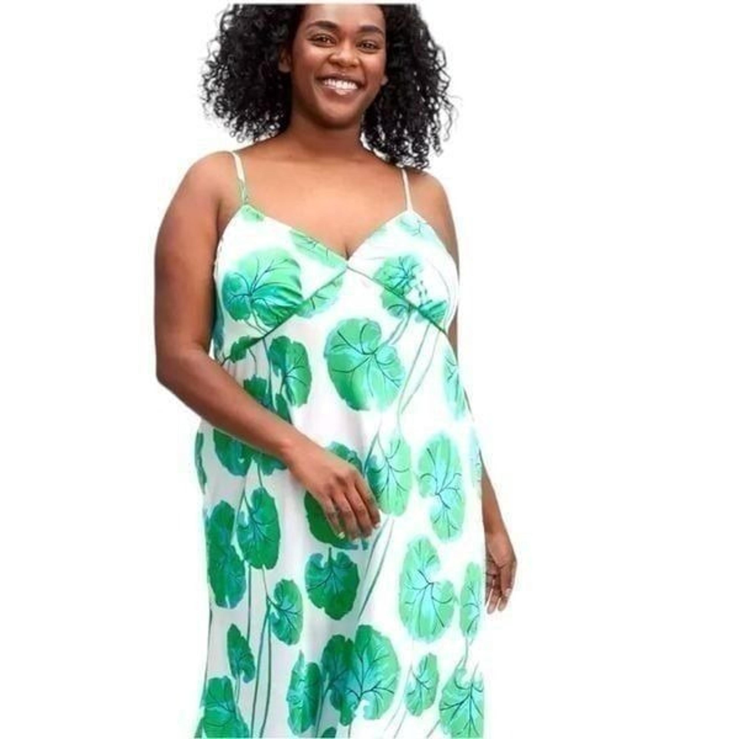 Diane Von Furstenberg pretty tropical style silky feel nighty! New