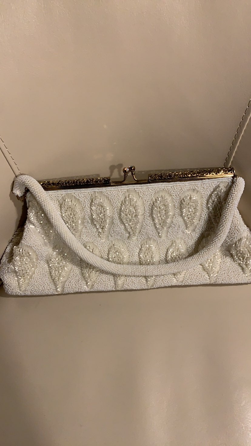 Vibtage Beaded Clutch