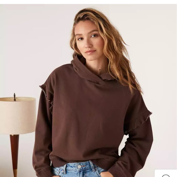 NWT AE Ruffle-Sleeve Hoodie COLOR BROWN SIZE LARGE Cute, comfy, AND statement-m