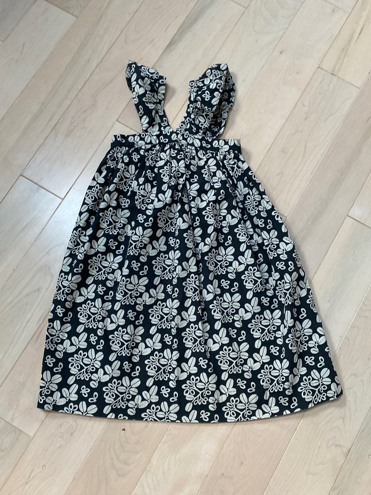 300 Bonpoint cotton black floral Dress 6