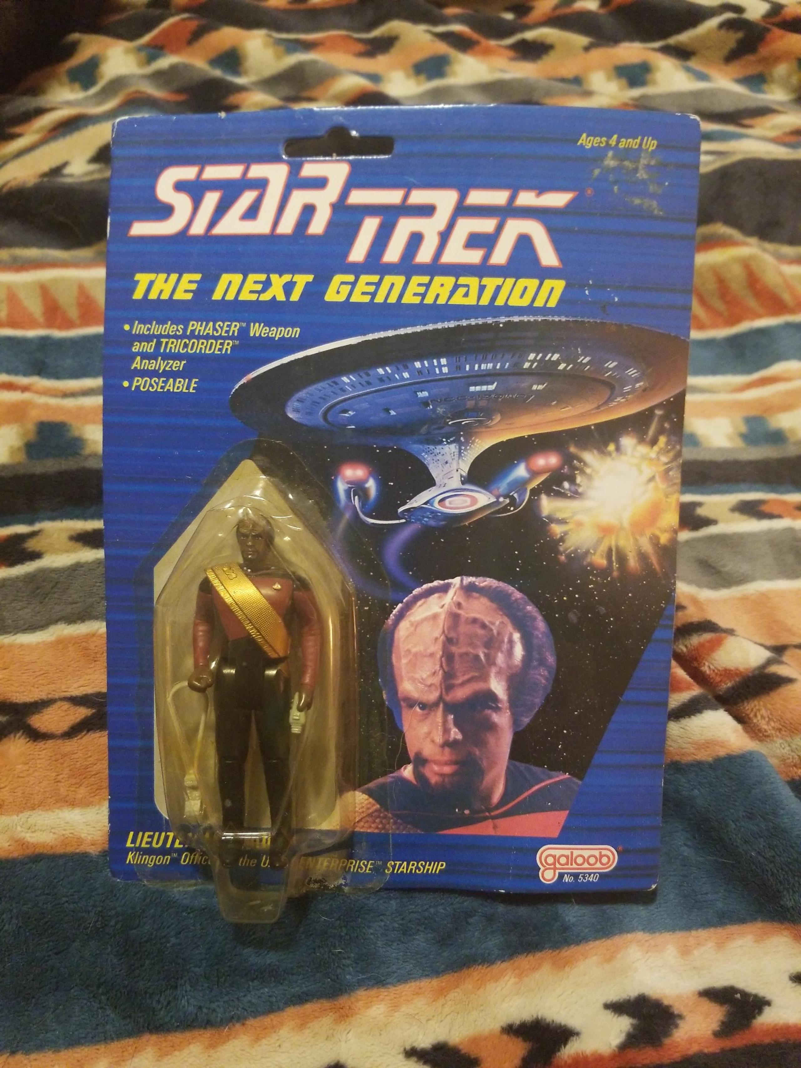 Star Trek The Next Generation Galoob Lieutenant Worf Klingon Action Figure NIP