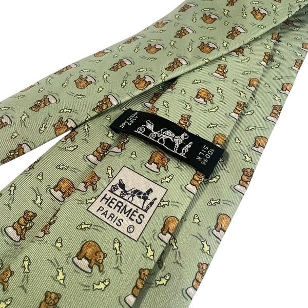 Hermes Paris Men's Light Green Tan Silk The Hungry Bear Pattern Tie One Size