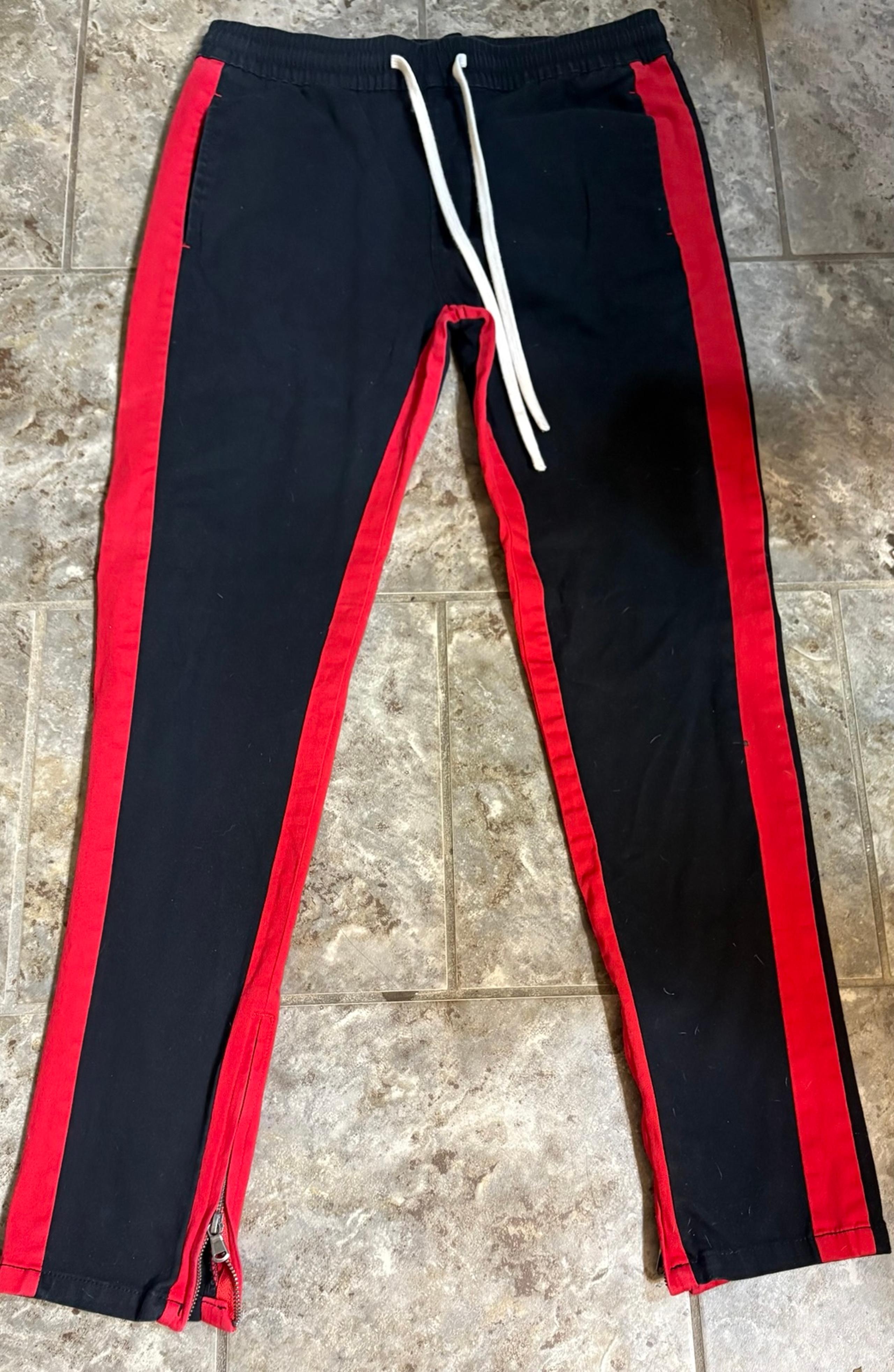 Men’s Large Fashion Nova Pants