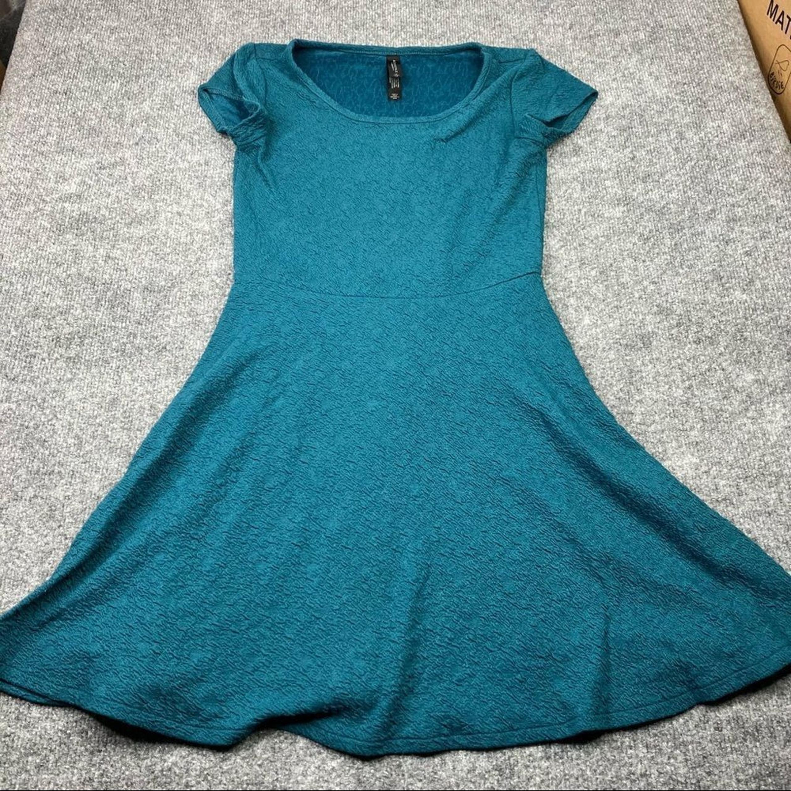 Aeropostal Dress Women's green forest dark green Size M stealth midi tennis