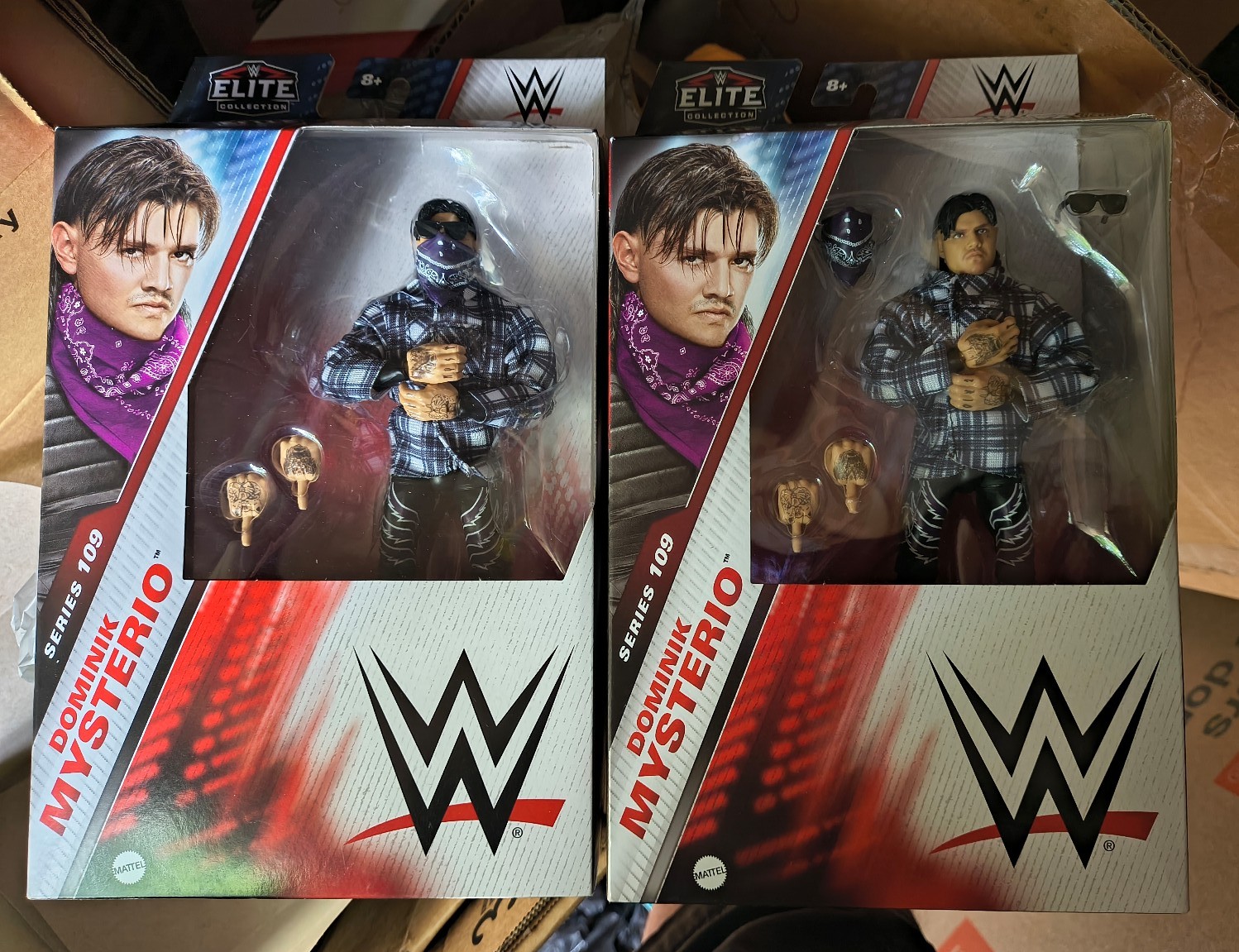 WWE Elite series 109 Dominik Mysterio regular and chase lot