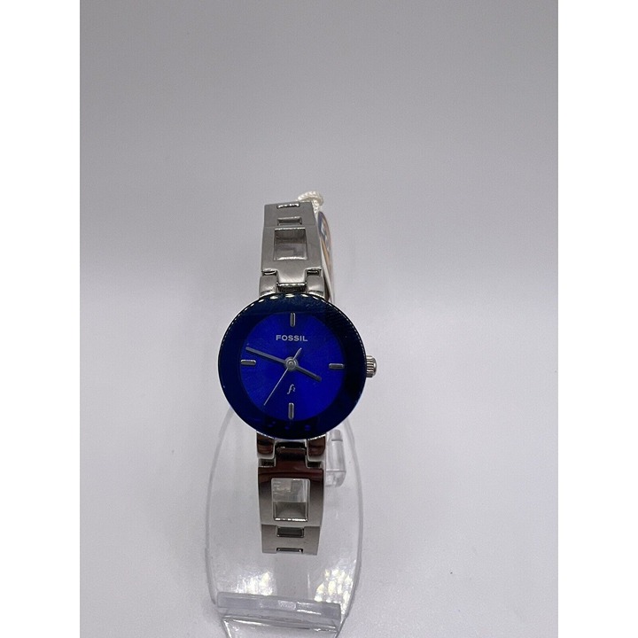 Fossil F2 Watch Women Ladies Silver Tone Round Case Blue Dial