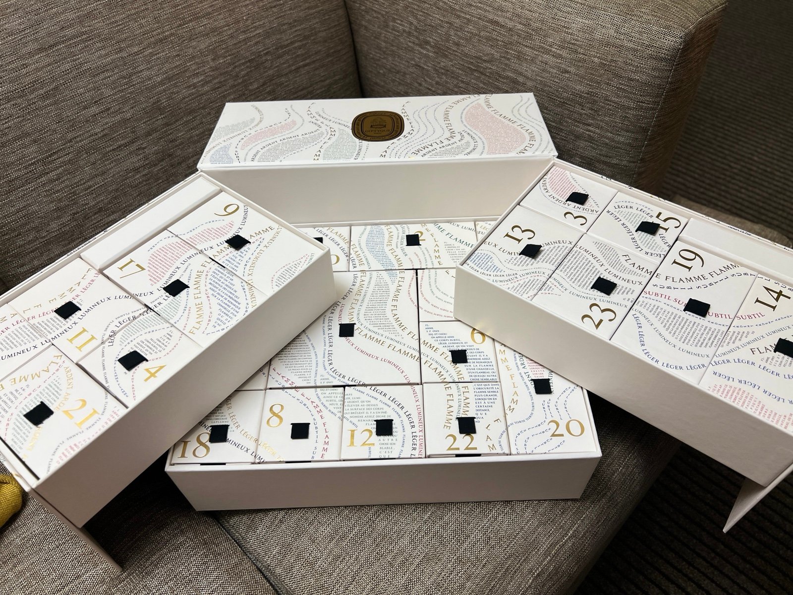 【関税込】ADVENT CALENDAR 25 Scented Treasures Diptyque - Advent Calendar - 25 Scented Treasures - Limited