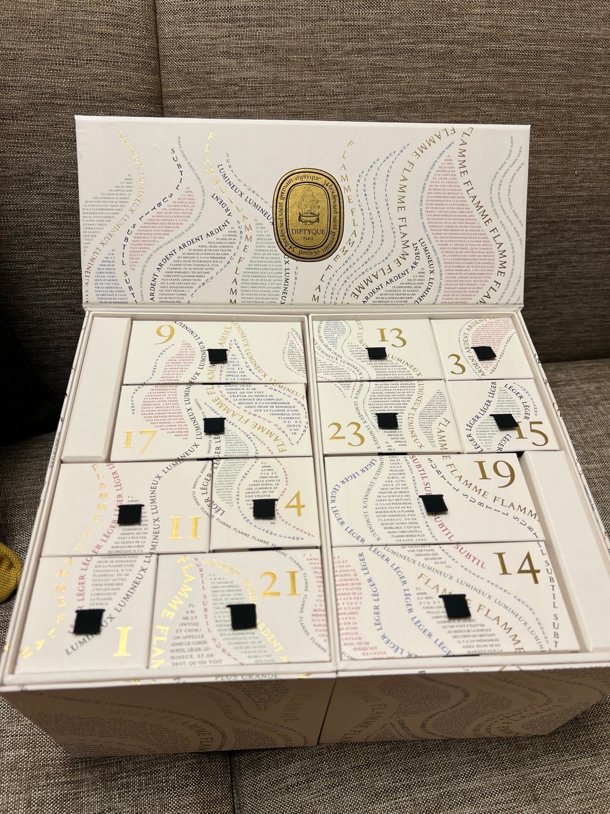 【関税込】ADVENT CALENDAR 25 Scented Treasures Diptyque - Advent Calendar - 25 Scented Treasures - Limited