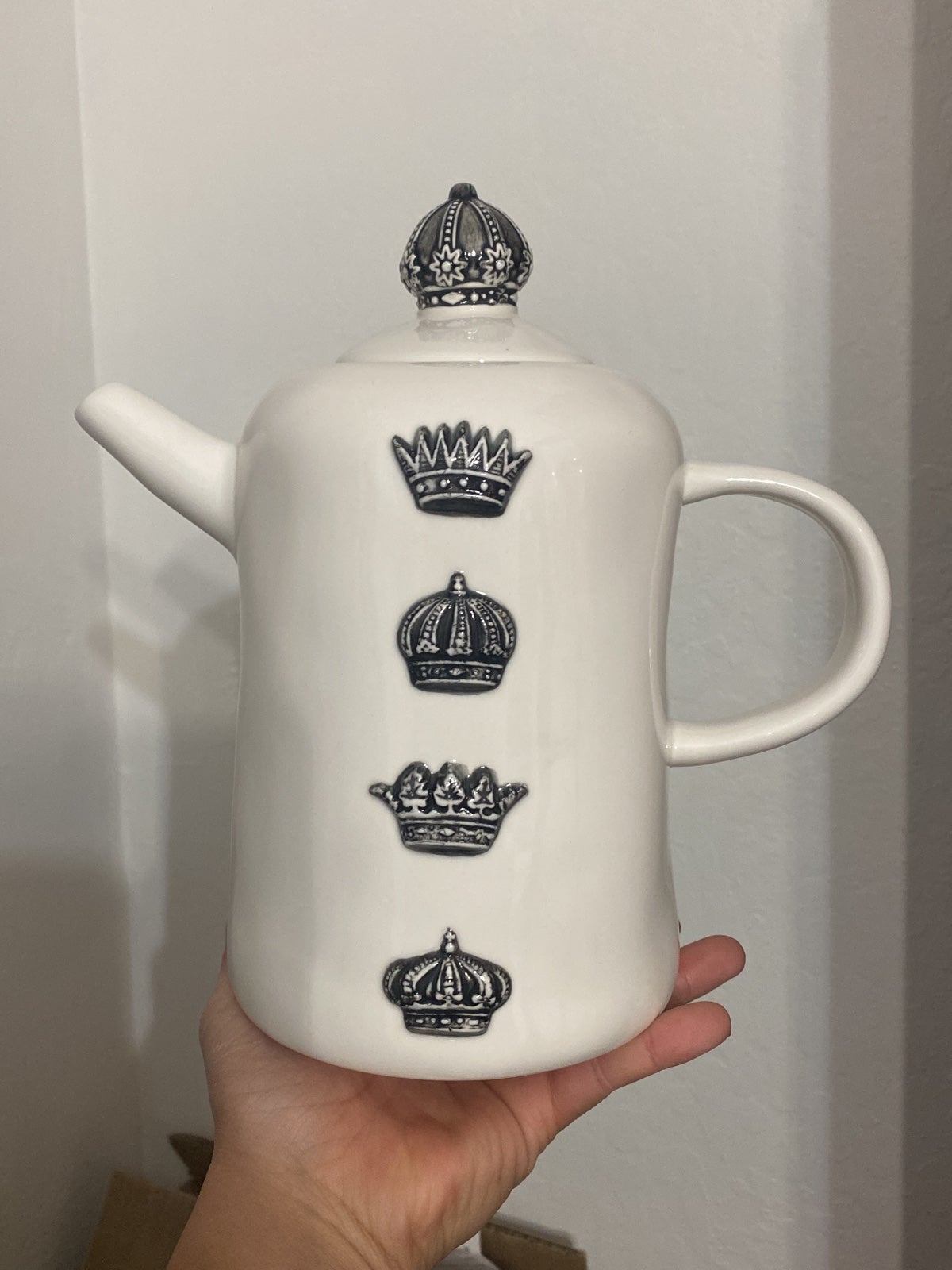 Rae Dunn Crown Collection Teapot