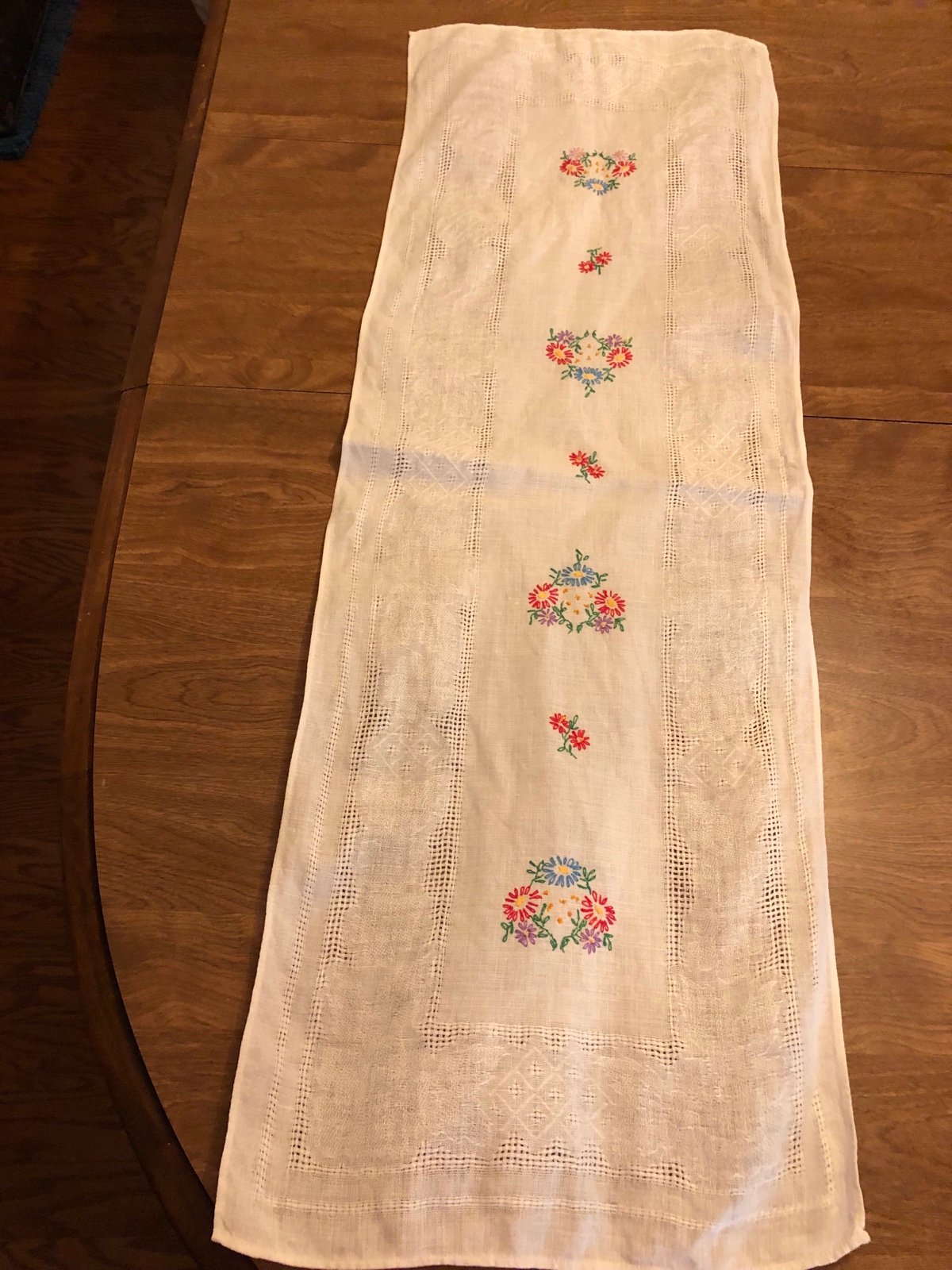 Vintage Embroidered Linen Tablet Topper
