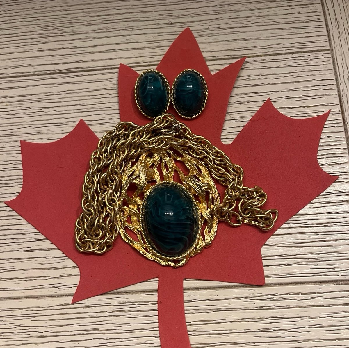 Vintage LES BERNARD-GREEN MARBLED NECKLACE-EARRINGS-BIG RETRO-JEWELRY LOT