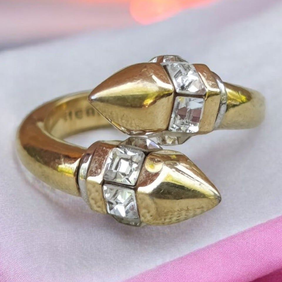 Size 7 Henri Bendel gold spike ring