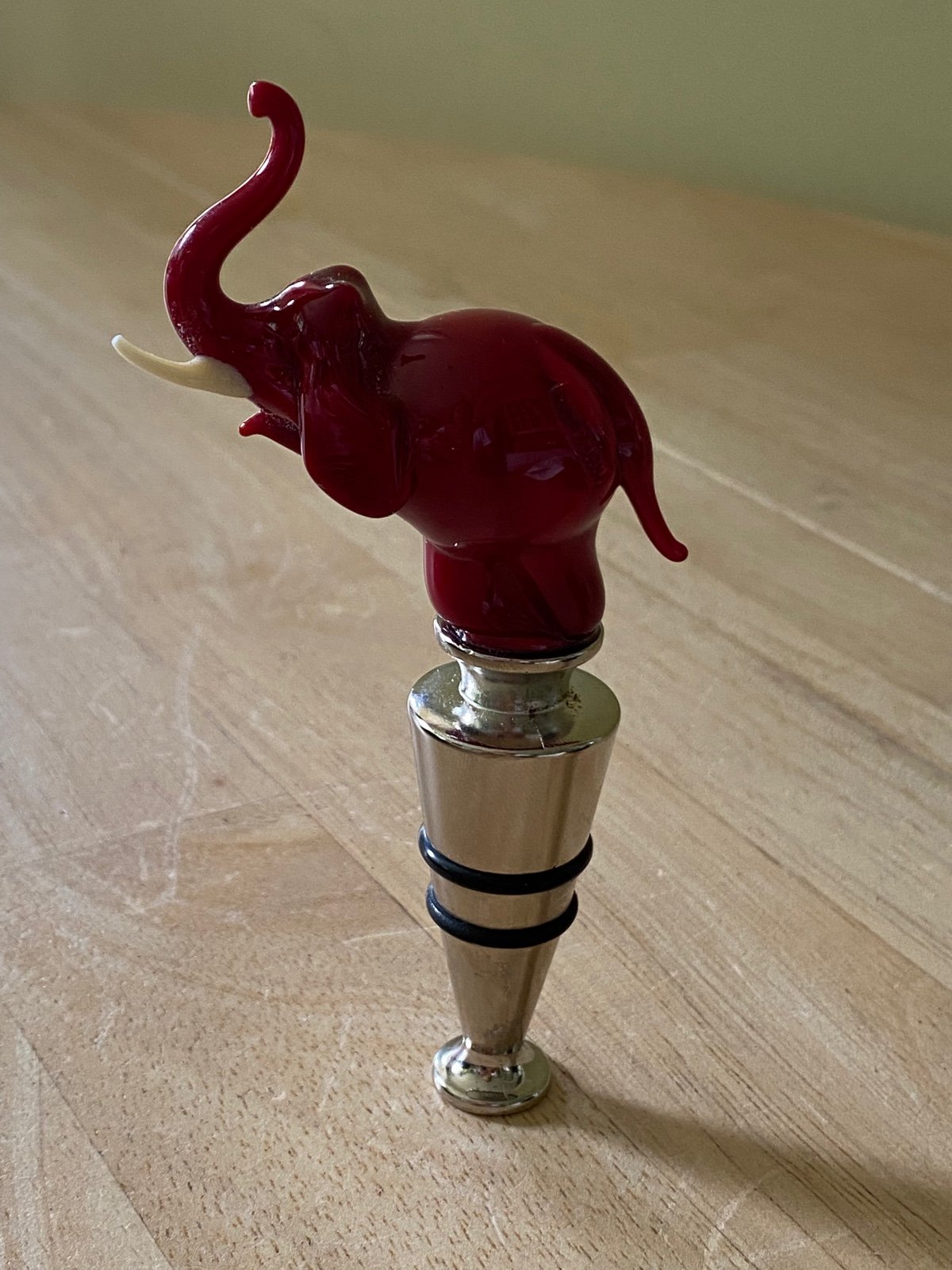 Murano glass hand blown stamped bottle stopper. Made in Italy.