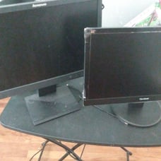 2 monitors