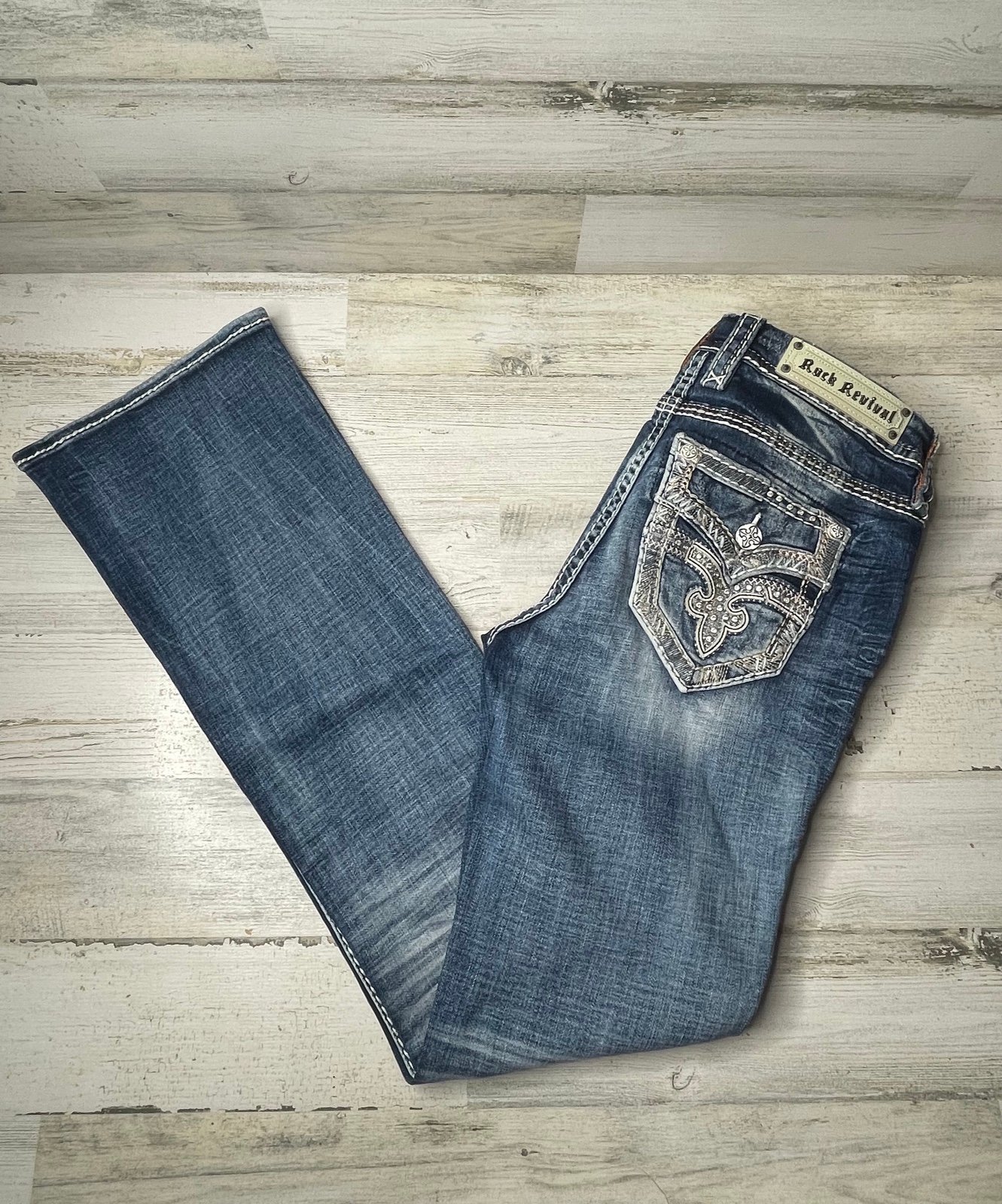 Rock Revival RUE Mid Rise Boot Stretch Jeans Stone Wash Women’s Size: 28 NWT