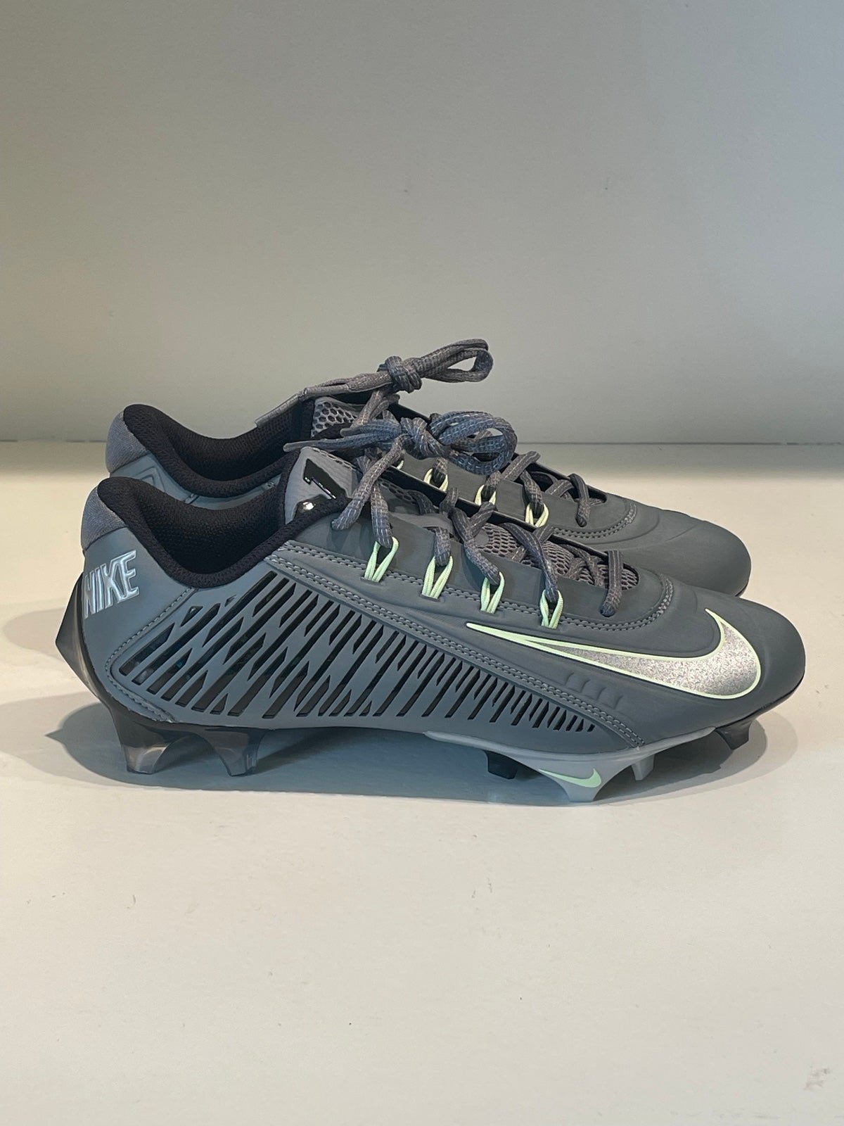 Nike Vapor Edge 360 VC ‘Grey Volt’ (size us mens 8)