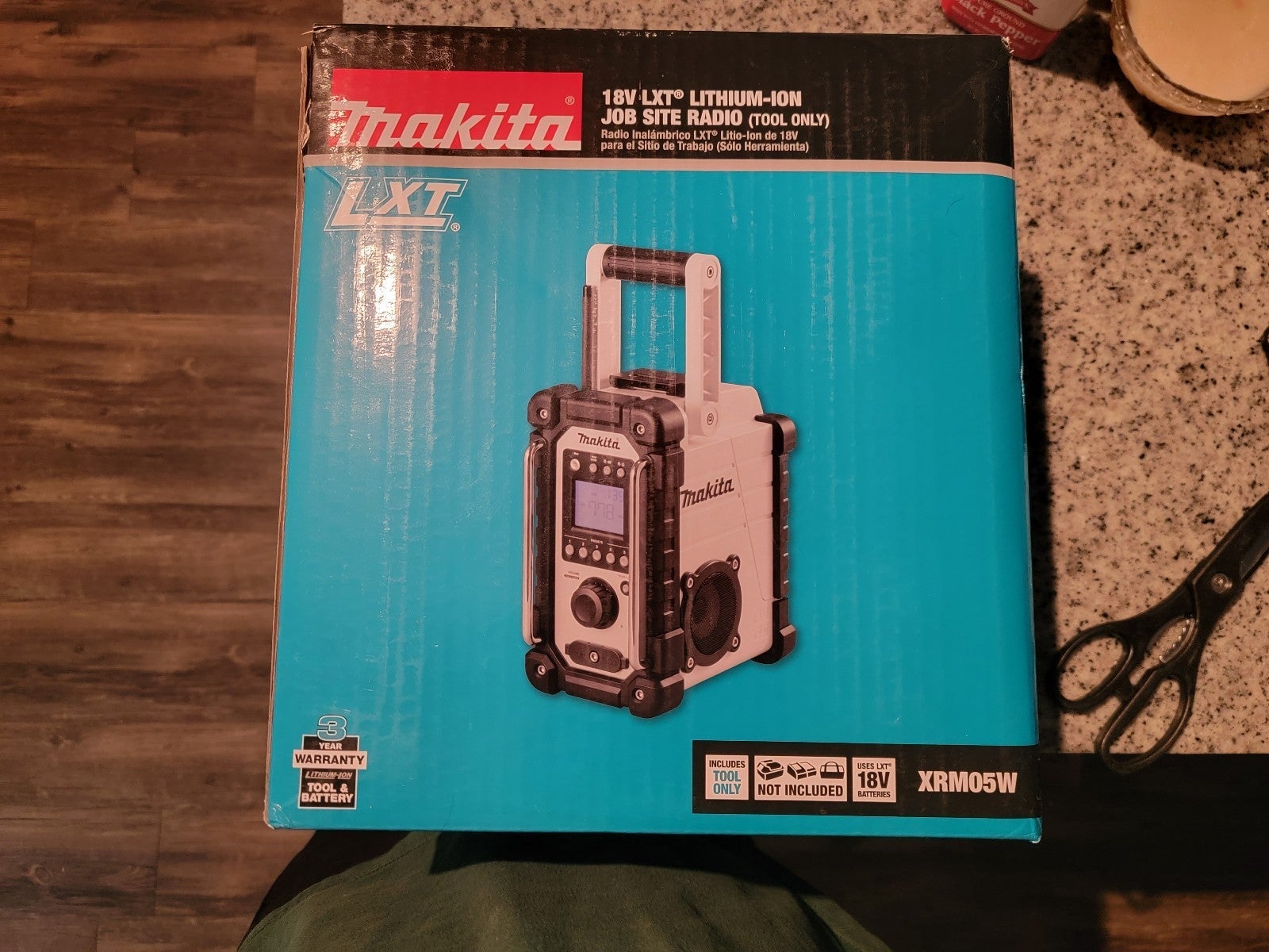 Makita 18v jobsite radio