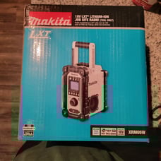 Makita 18v jobsite radio