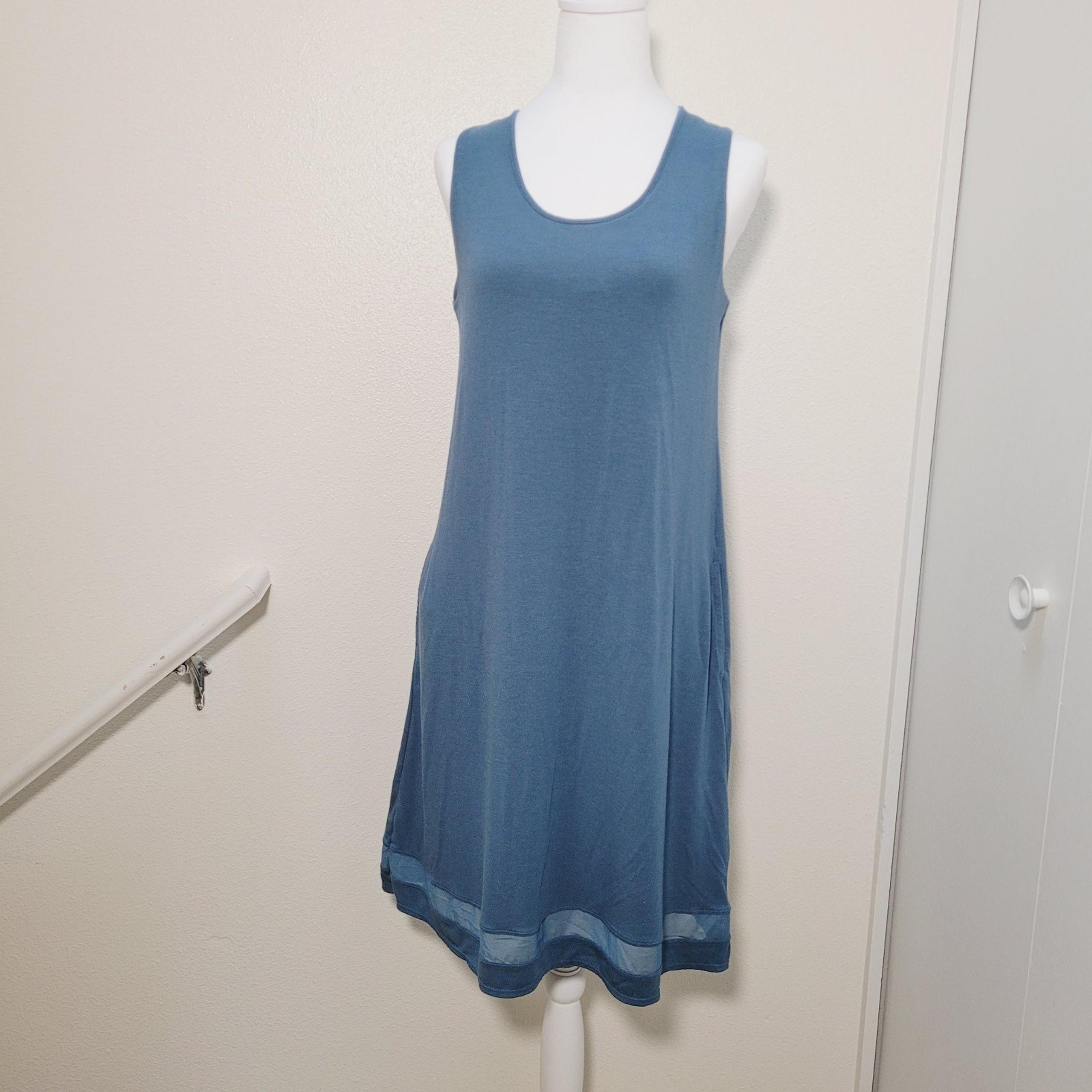 Mpg Mondetta Performance Gear women's athletic blue dress workout tennis medium