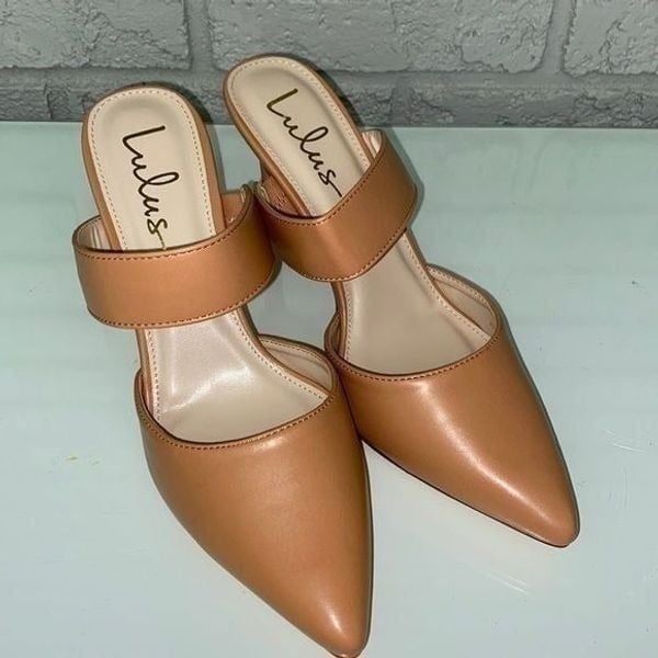 LuLu’s Peach Pointed Toe Heel Size 8.5 NWOT