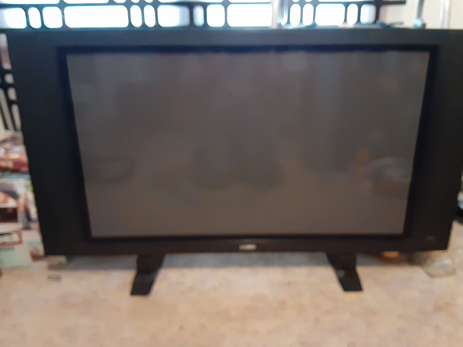 Sabre computer monitor 43 in