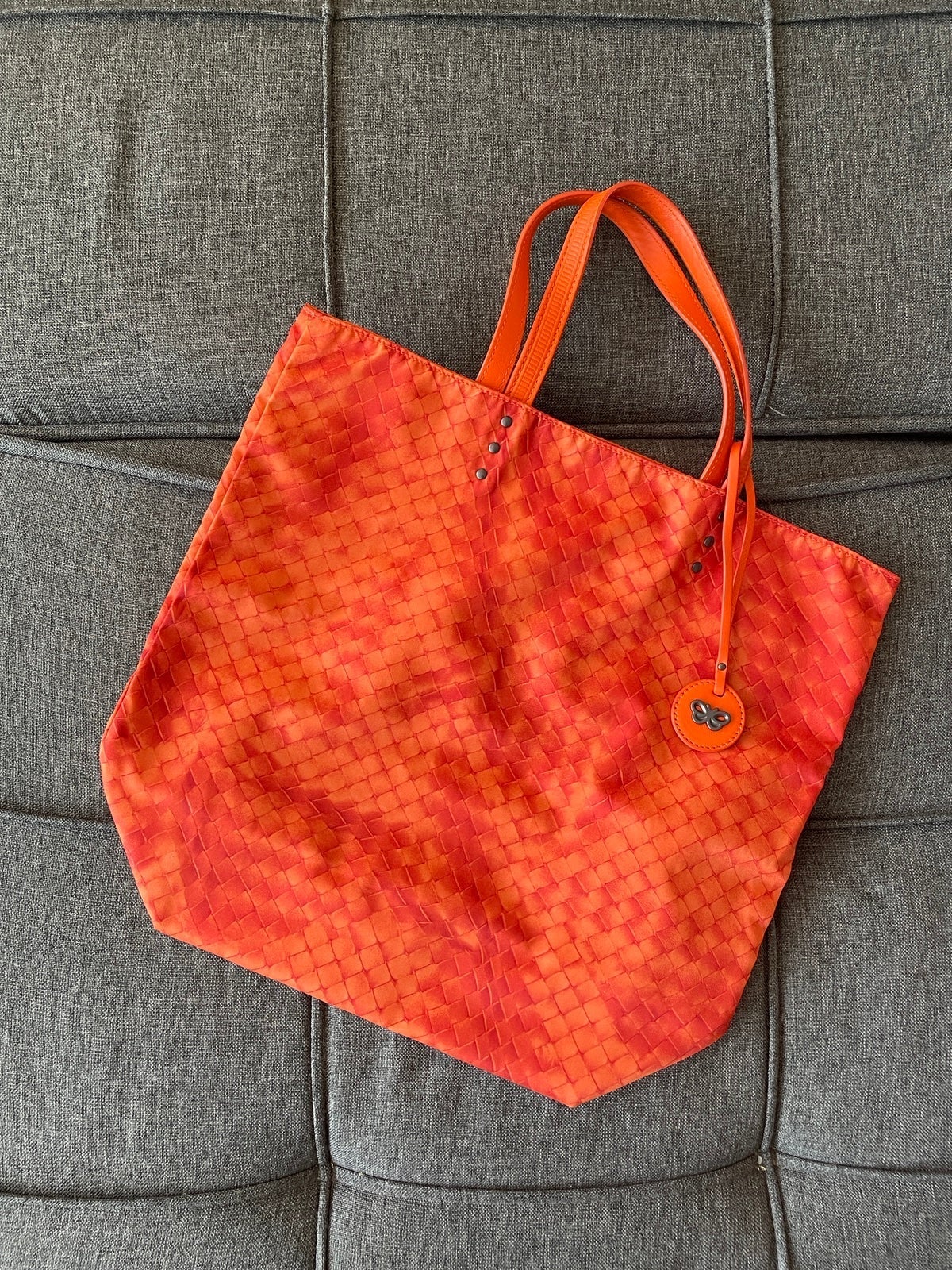 Bottega Veneta Intrecciolusion Nylon Tote