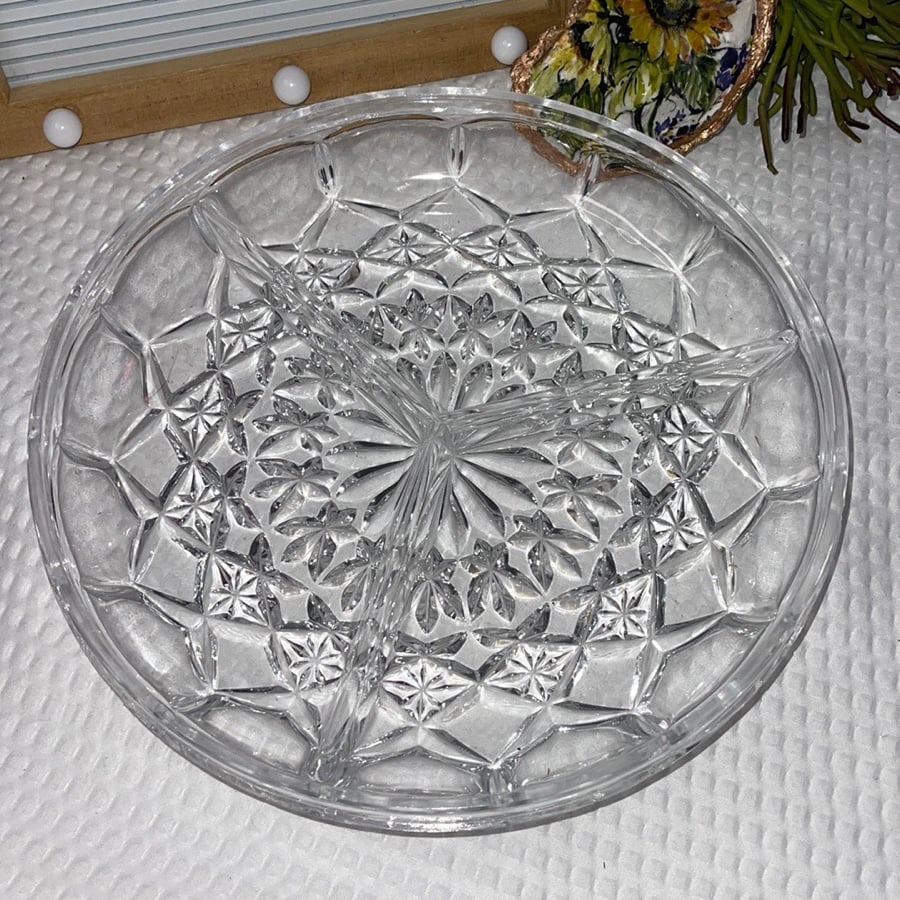 Vintage Smith Glass Daisy & Button 3 part Relish Dish / Tray Beautiful Heavy