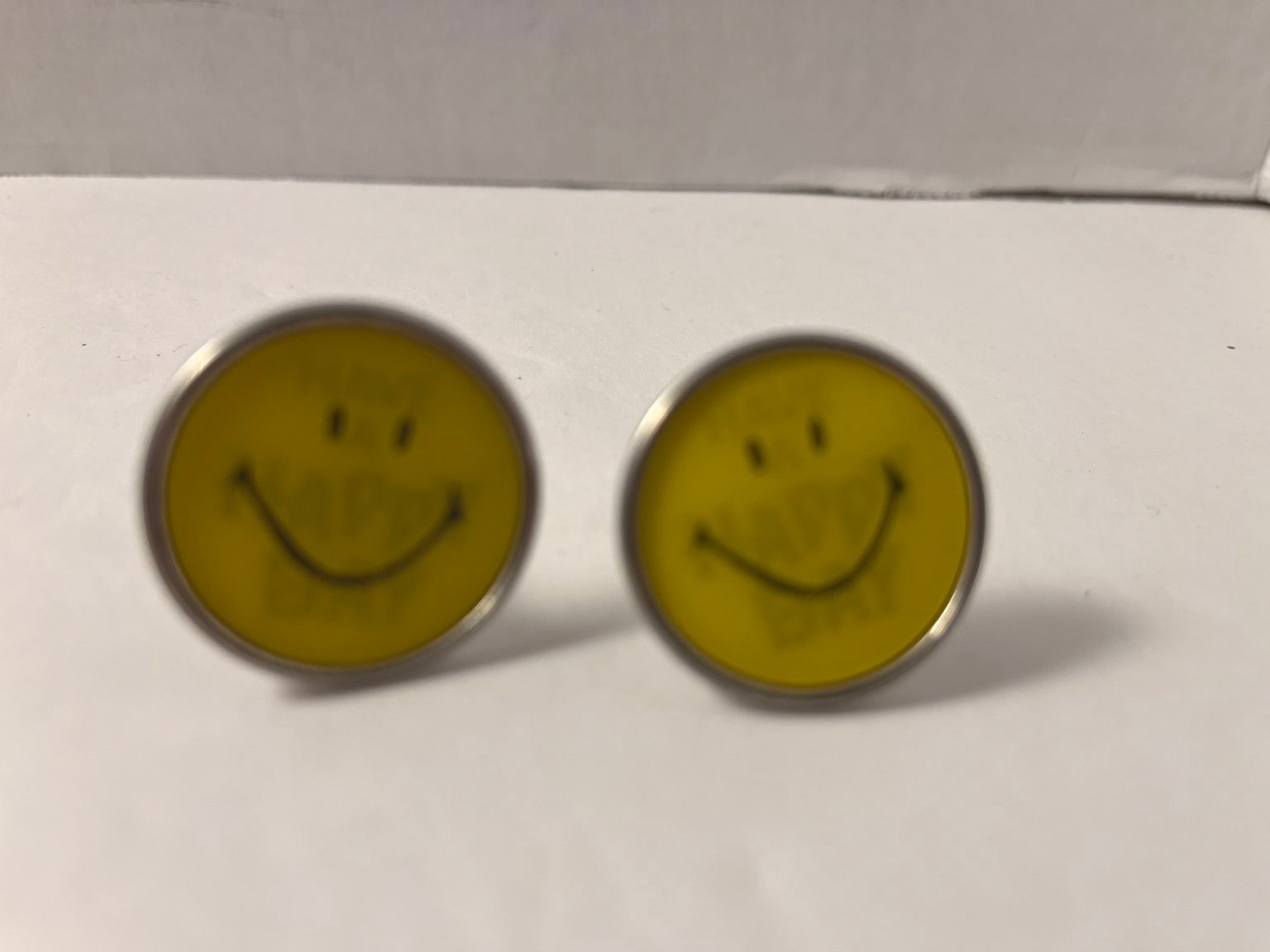 VINTAGE SILVER CUFF LINKS YELLOW SMILEY FACE HAVE A HAPPY DAY SET