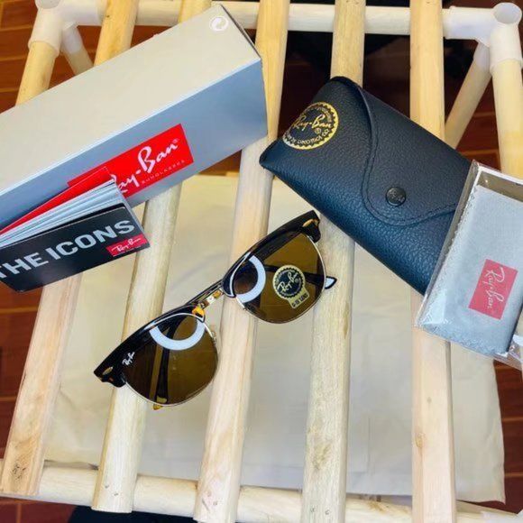 Ray-Ban RB3016 Clubmaster Classic Sunglasses with Tortoise Frame
