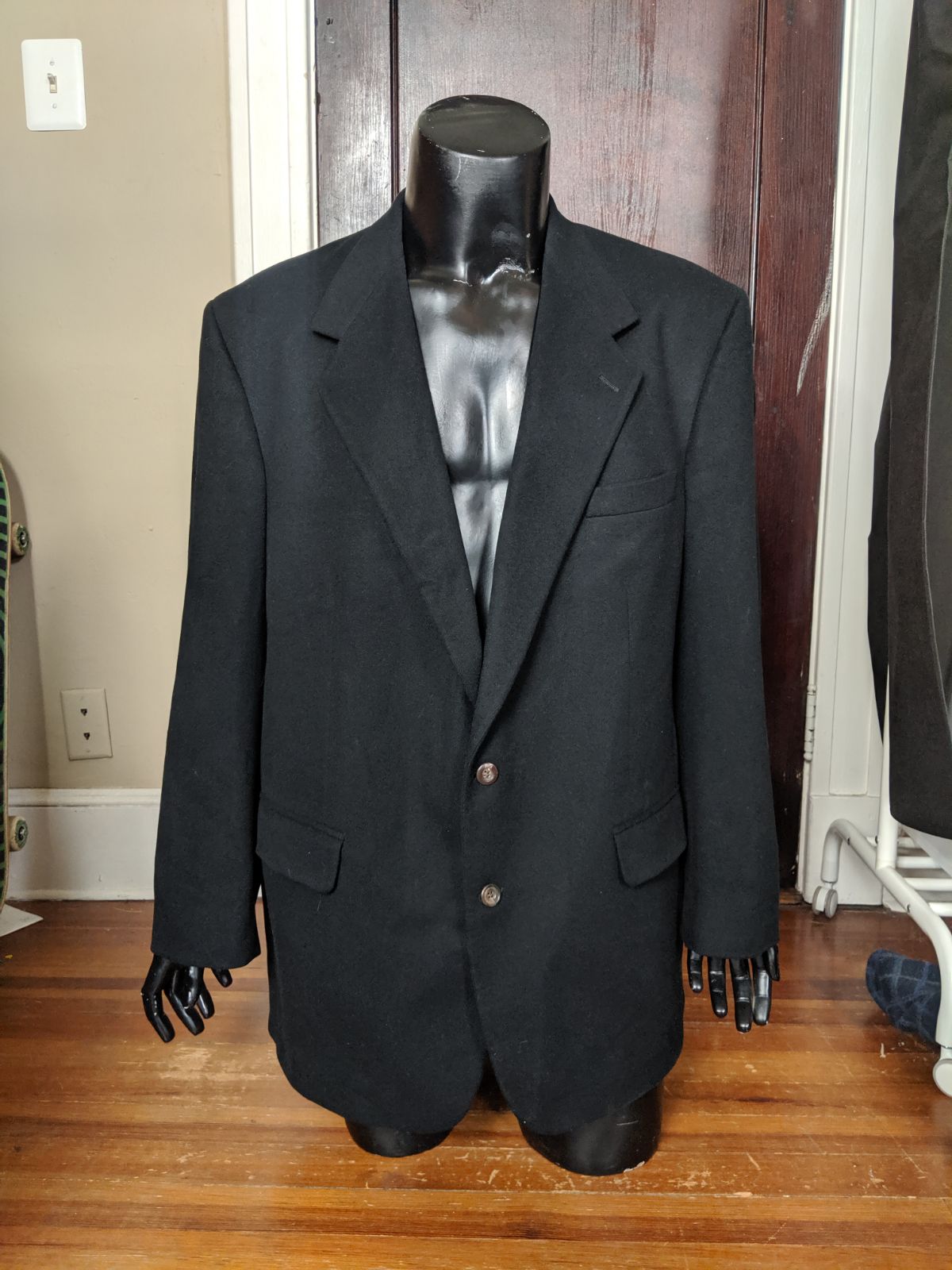 Peterborough Row black pure cashmere blazer