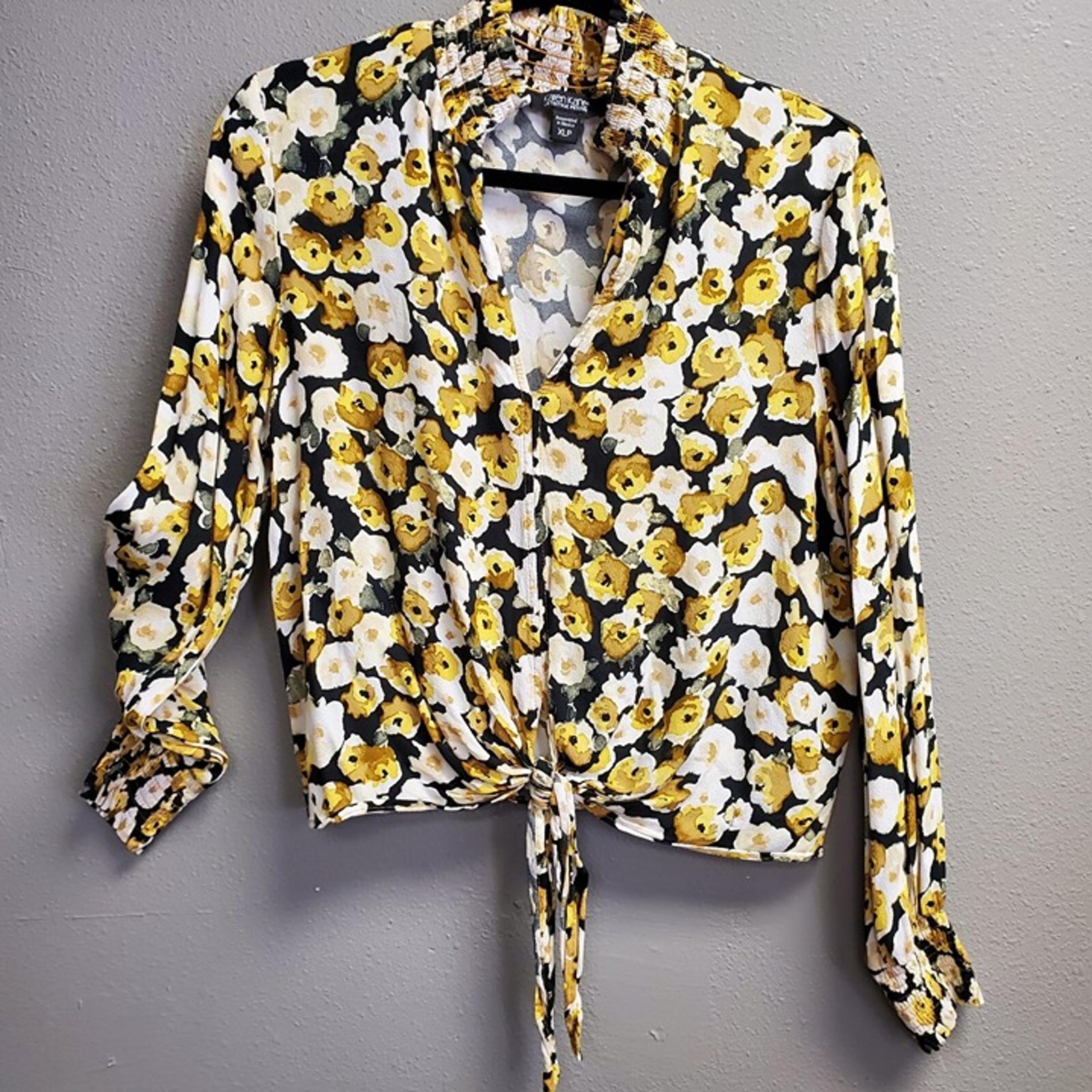 Karen Kane Blouse Women Size XLP Yellow Black Floral Tie Front Puff Sleeve Boho